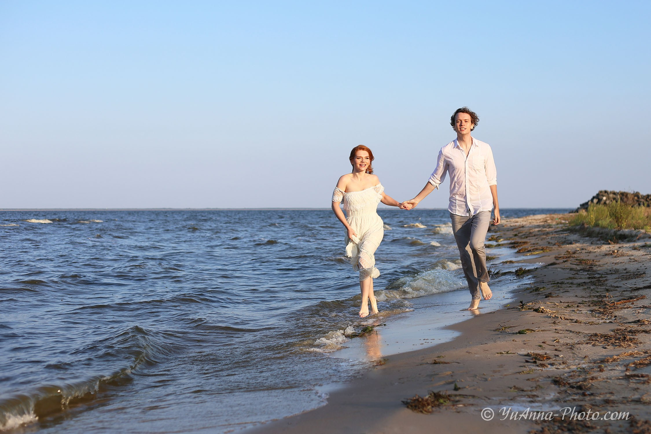 Love story. YuAnna studio. Family & Kids Photographer in Seattle area, located in