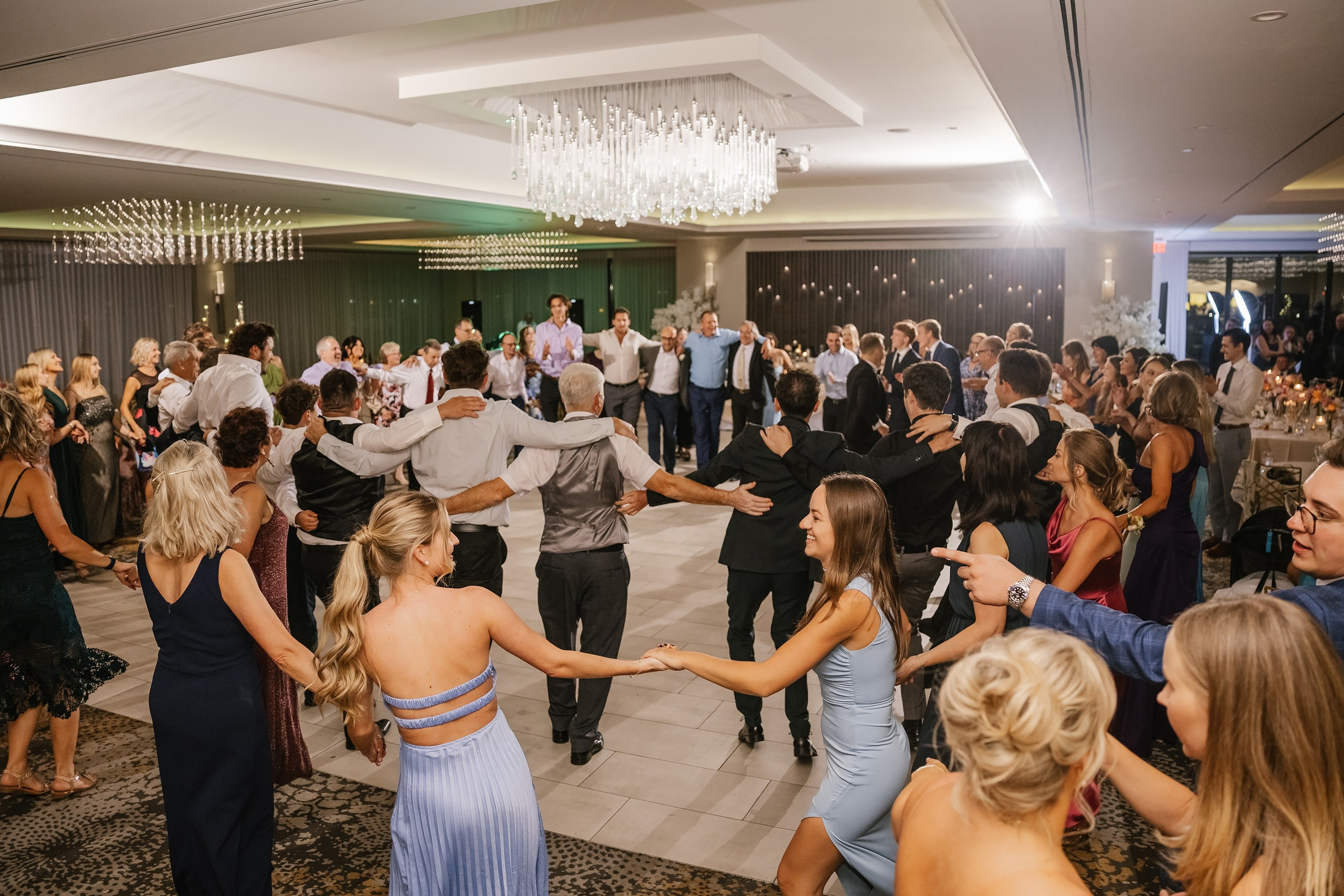 09.06.2025 Wedding. Wedding family event photographer in Chicago Nick Yushevich