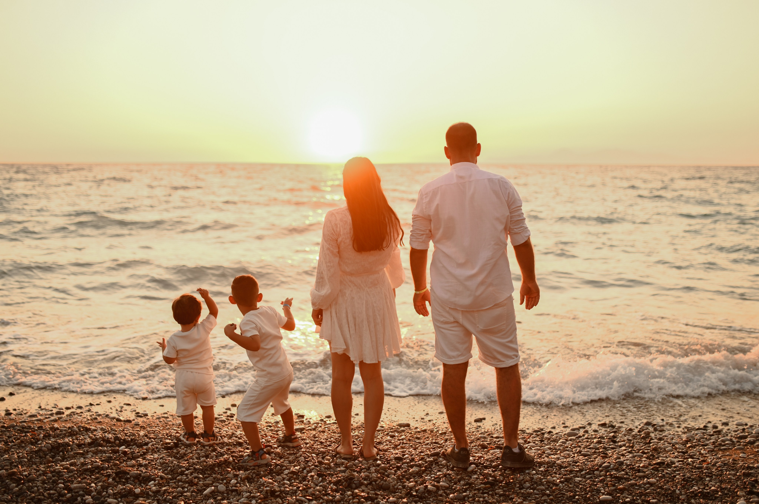 Family Photoshoot Rhodes. Φωτογράφος νεογέννητων στη Ρόδο. Φωτογράφιση εγκυμοσύνης