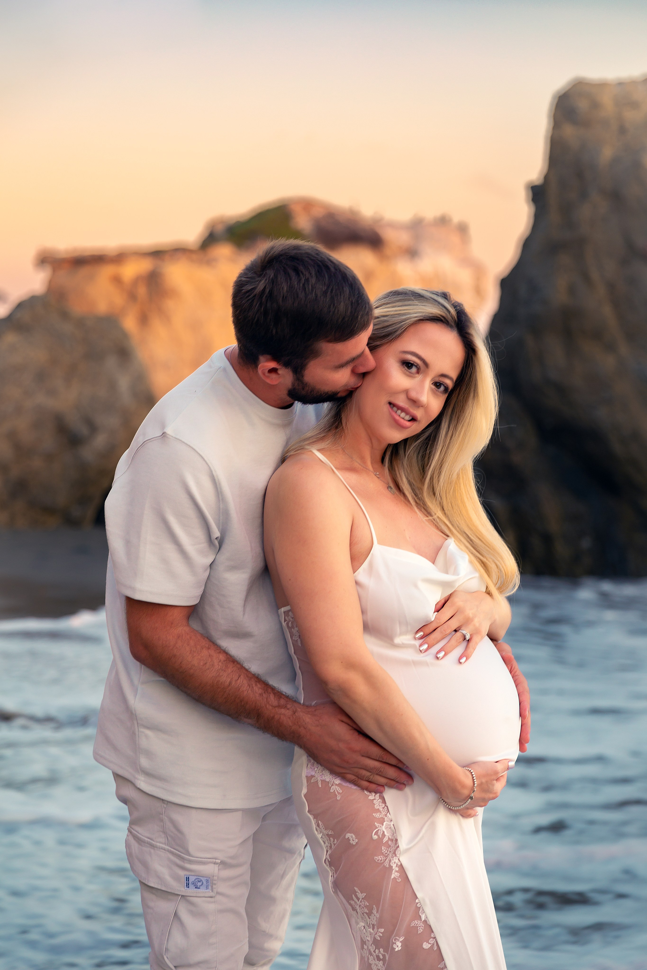 Maternity. Los Angeles portrait photographer Valeria Kasatkina