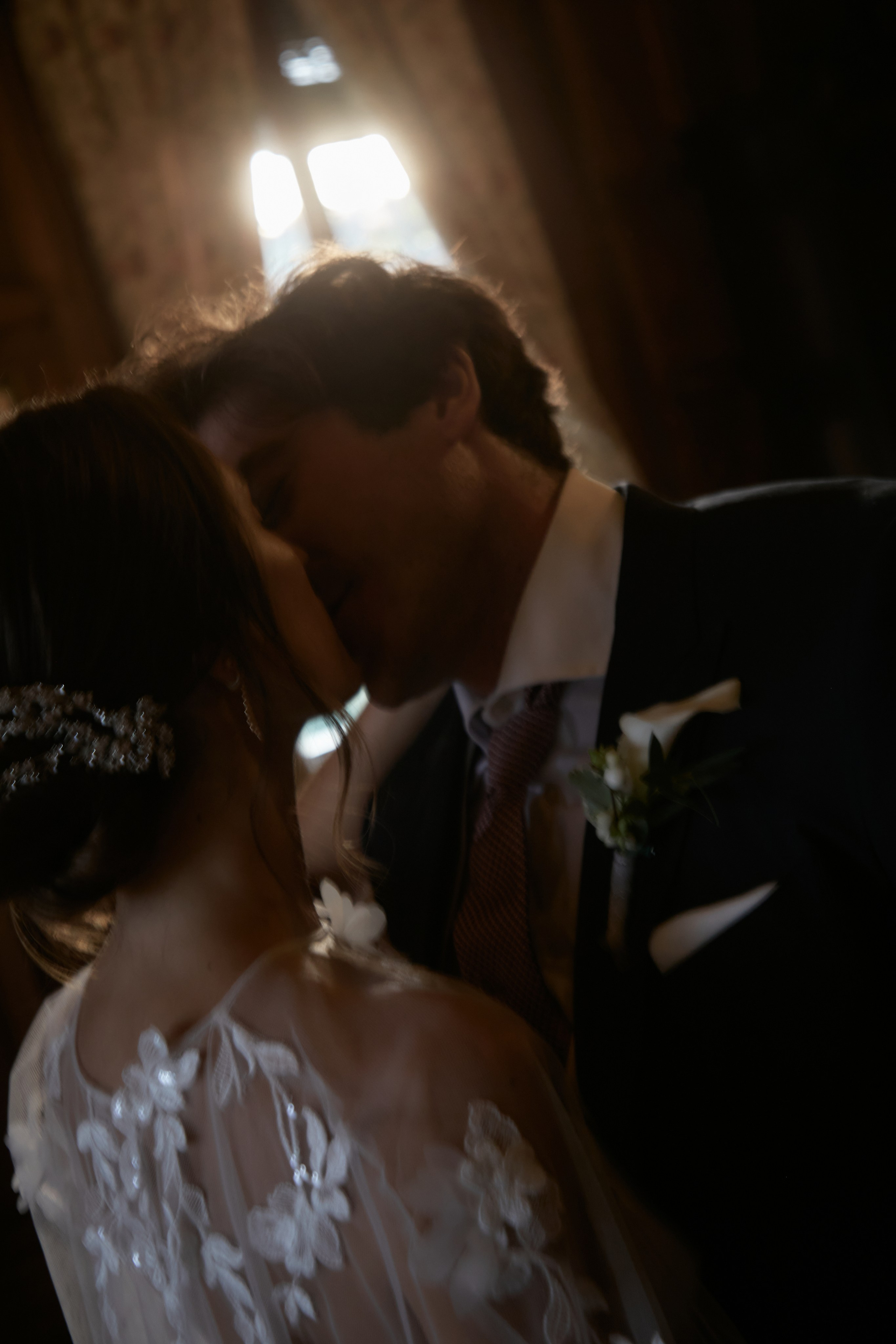 Wedding. Photographer in Paris