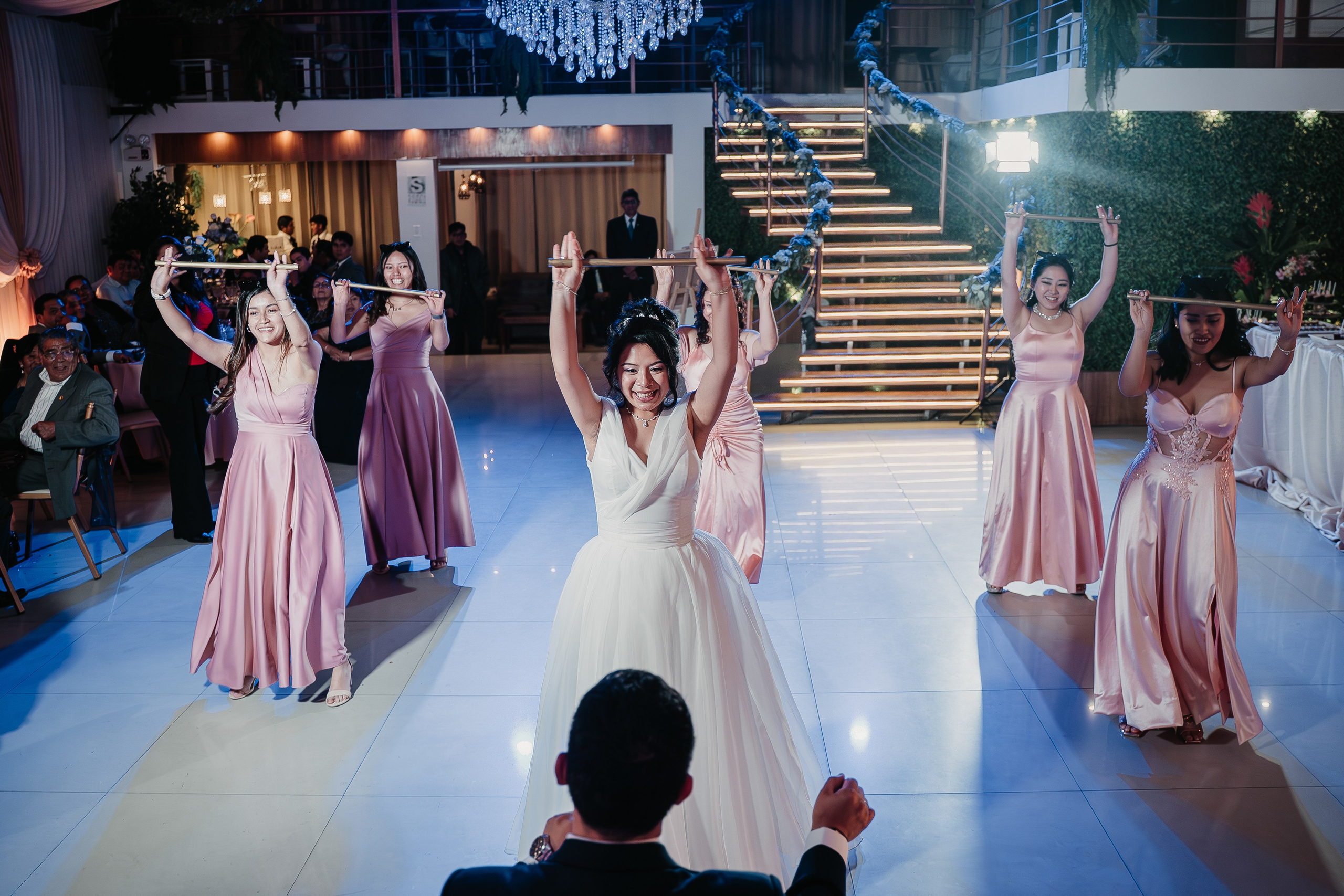 ALEJANDRA + RODRIGO BODA RELIGIOSA. Studio KVTA | Fotografía y Video de Bodas en Arequipa