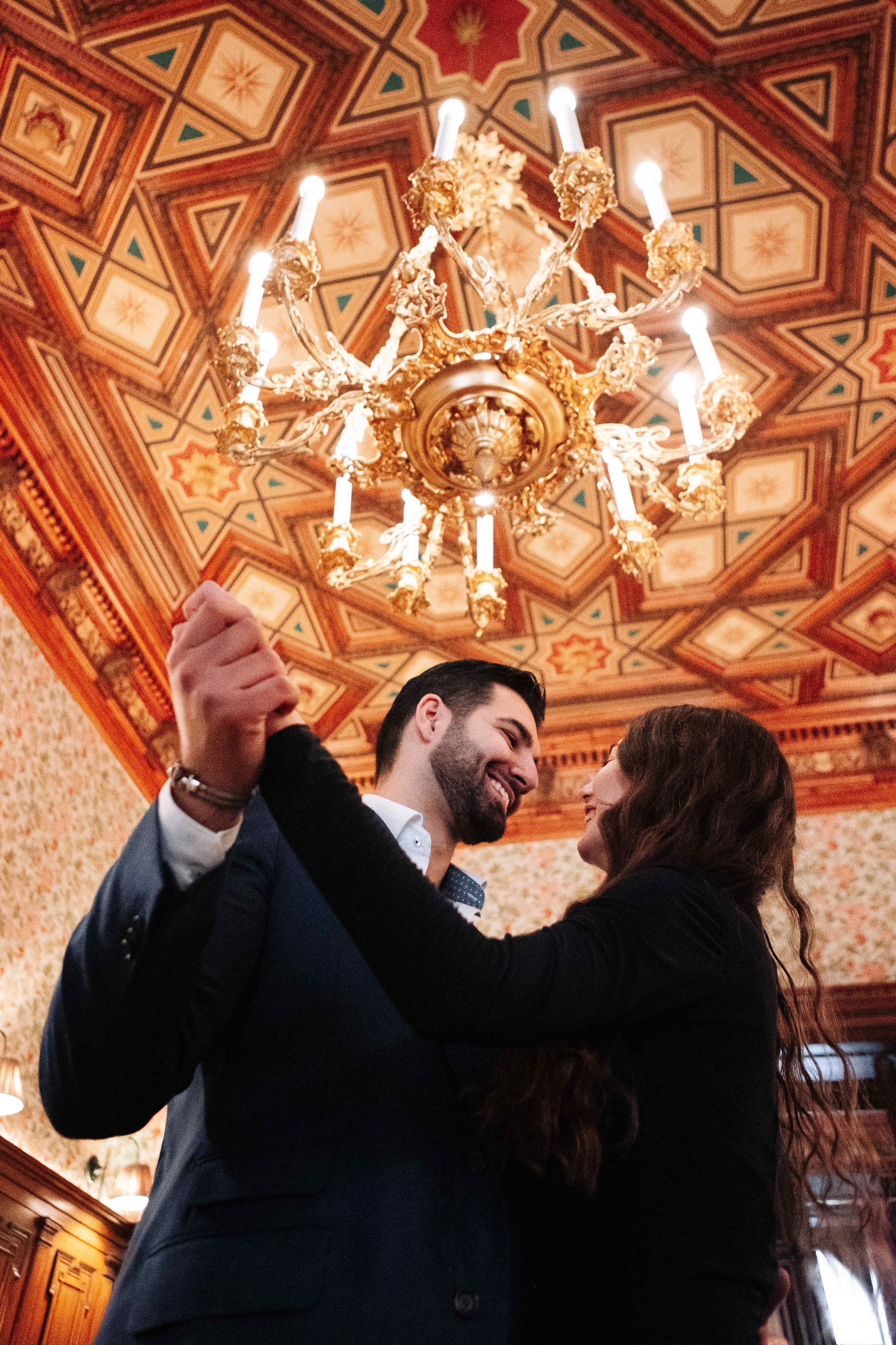 A LOVE STORY IN VIENNA. PHOTOGRAPHER IN ISRAEL