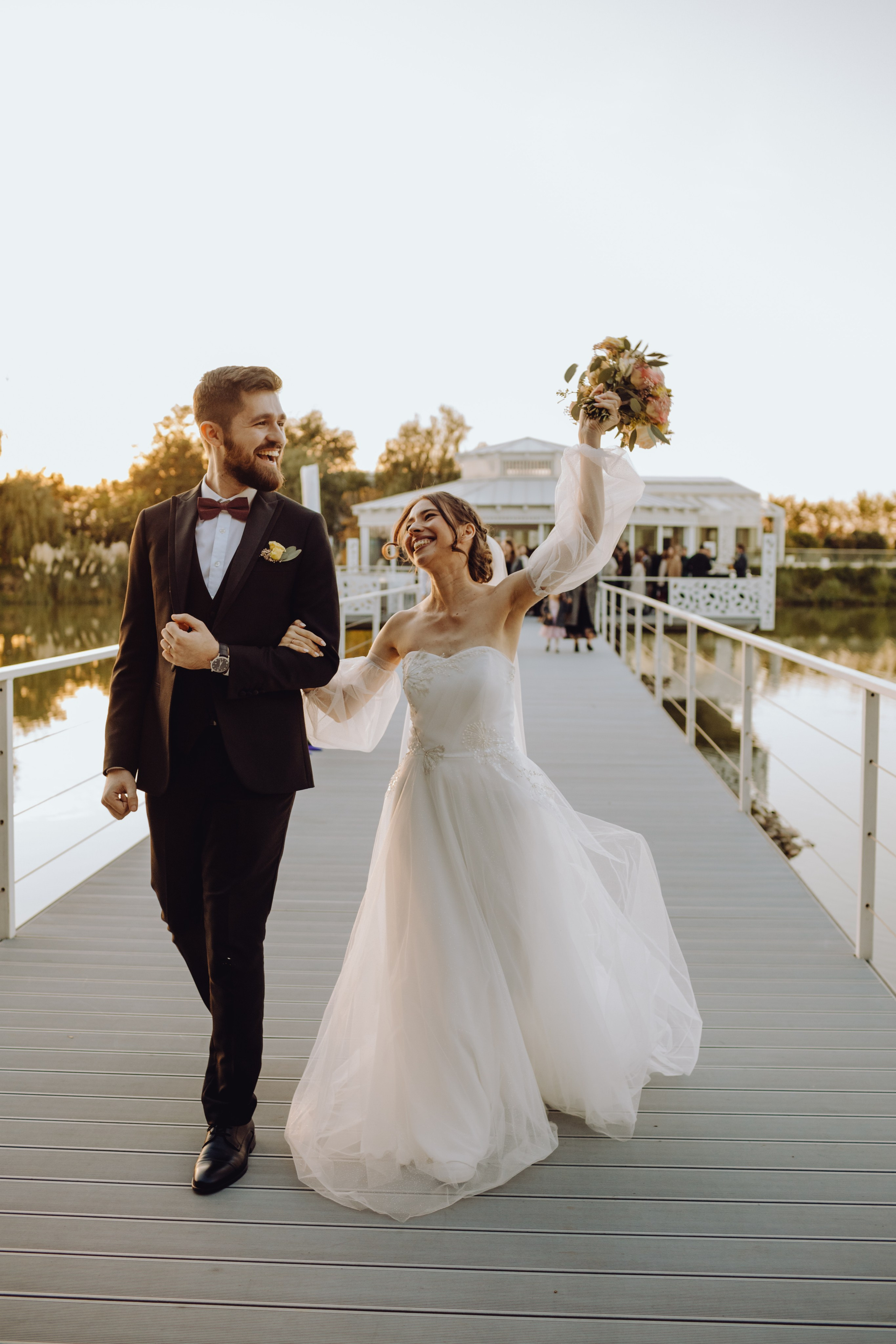 Dănuț & Iulia. Wedding & couple photographer from Romania Rut Vetan