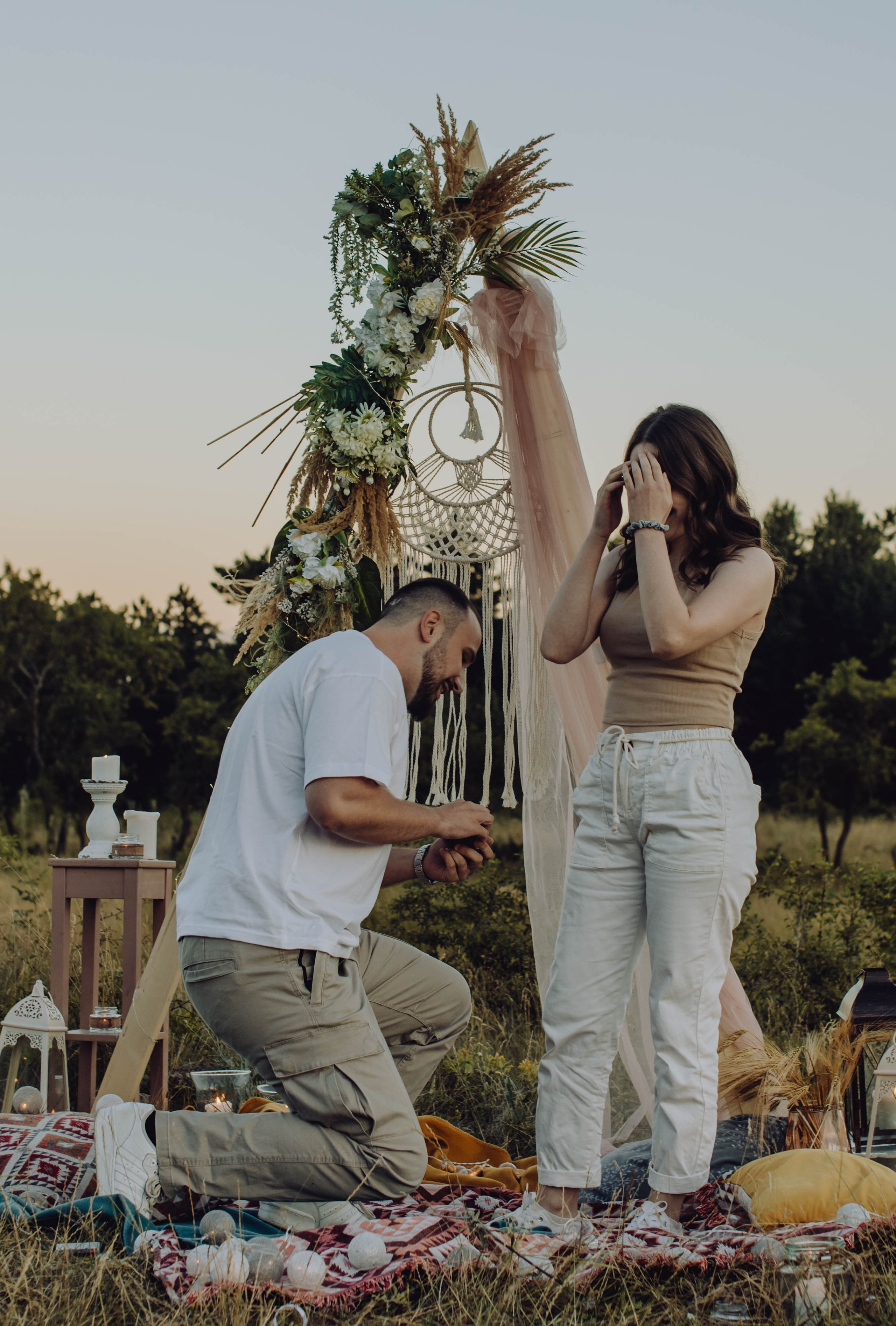 Gabi & Theoni. Wedding & couple photographer from Romania Rut Vetan