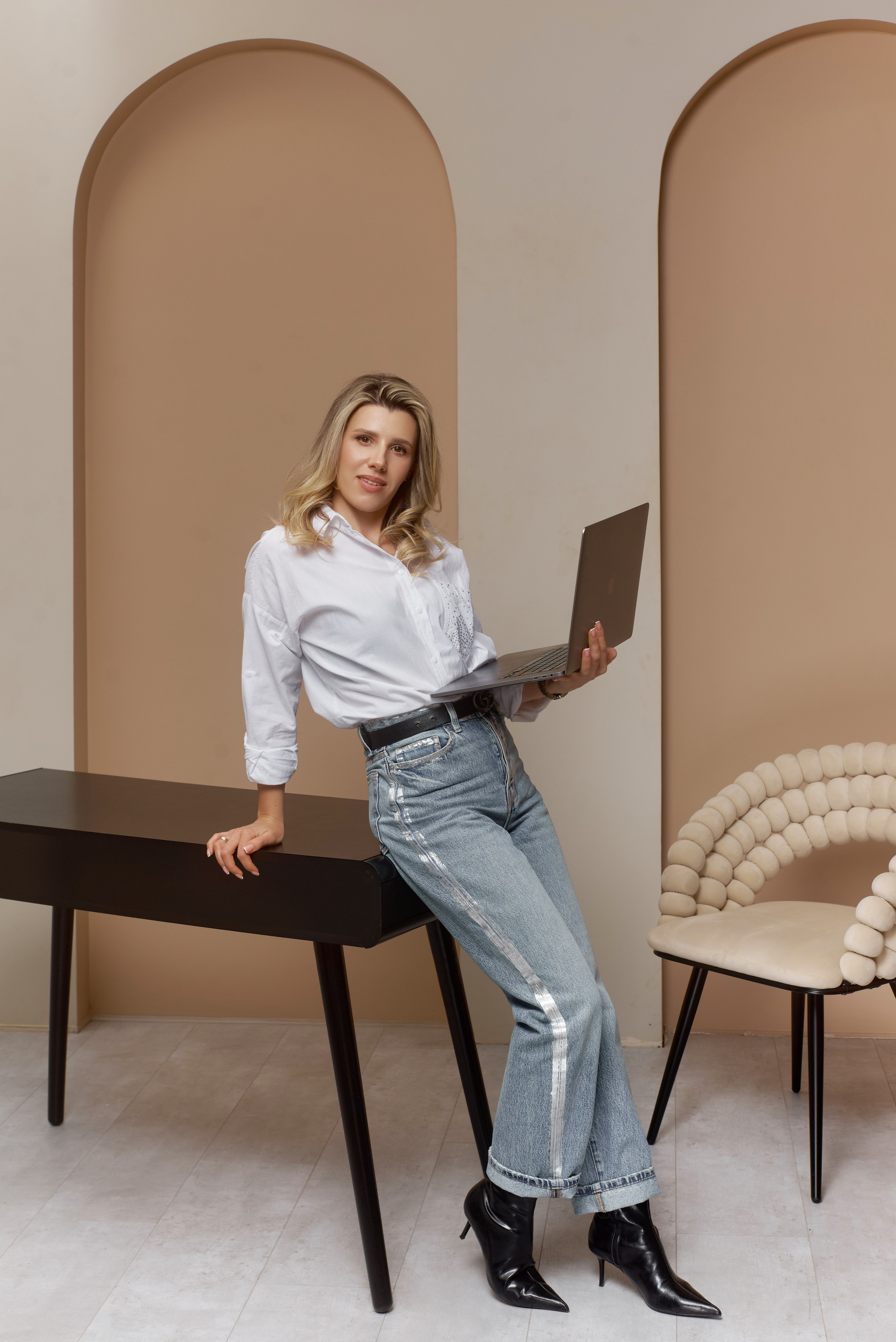 Profesjonalne portrety biznesowe dla Inny | Fotograf Warszawa. Portrait & Fashion Photographer | Сannes, Paris, Monaco, Dubai, Kyiv — - Alisa Postnykova