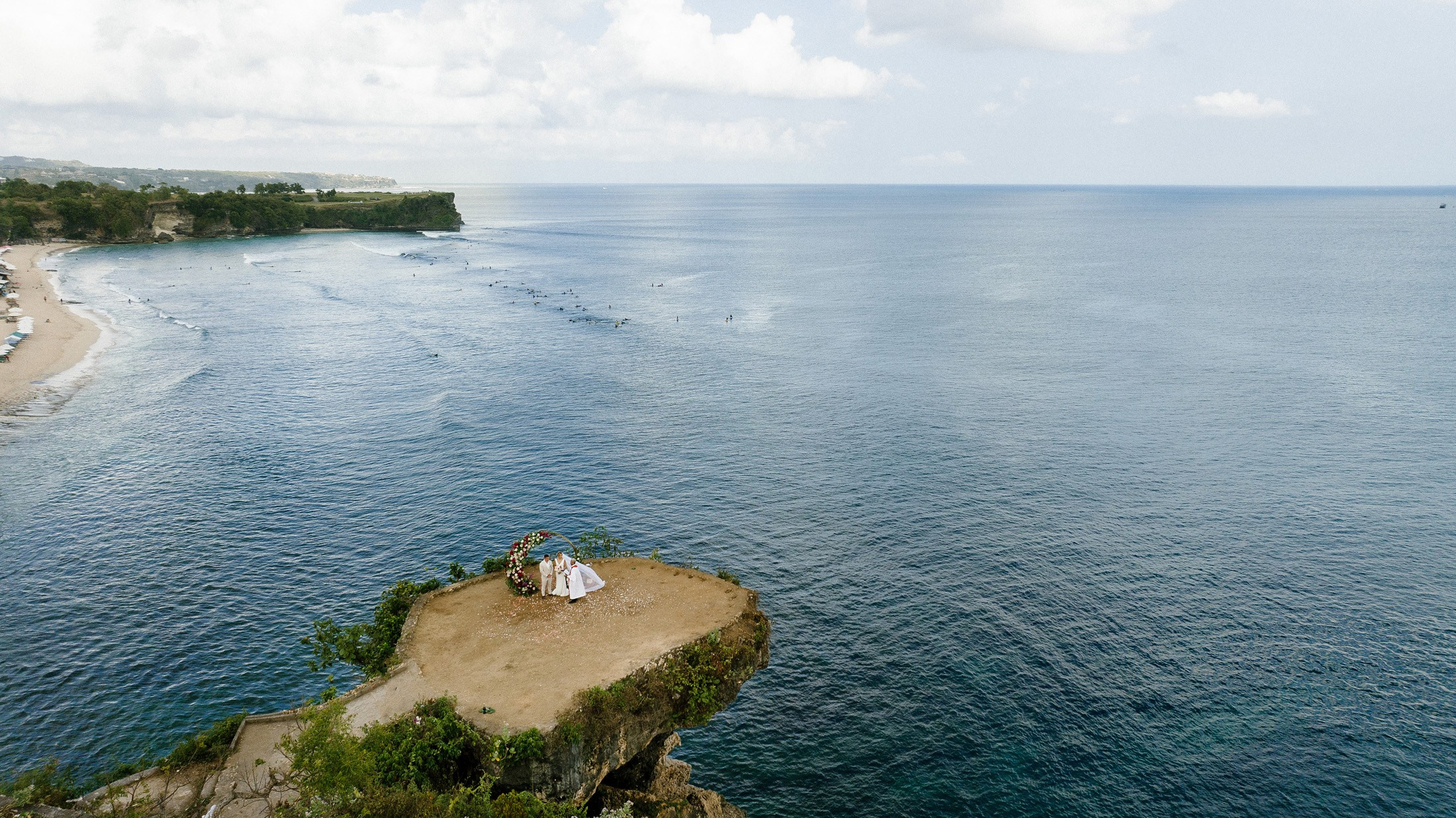 Escape to Bali on a cliff. Get.it.feel — Aesthetic Photography and Videography