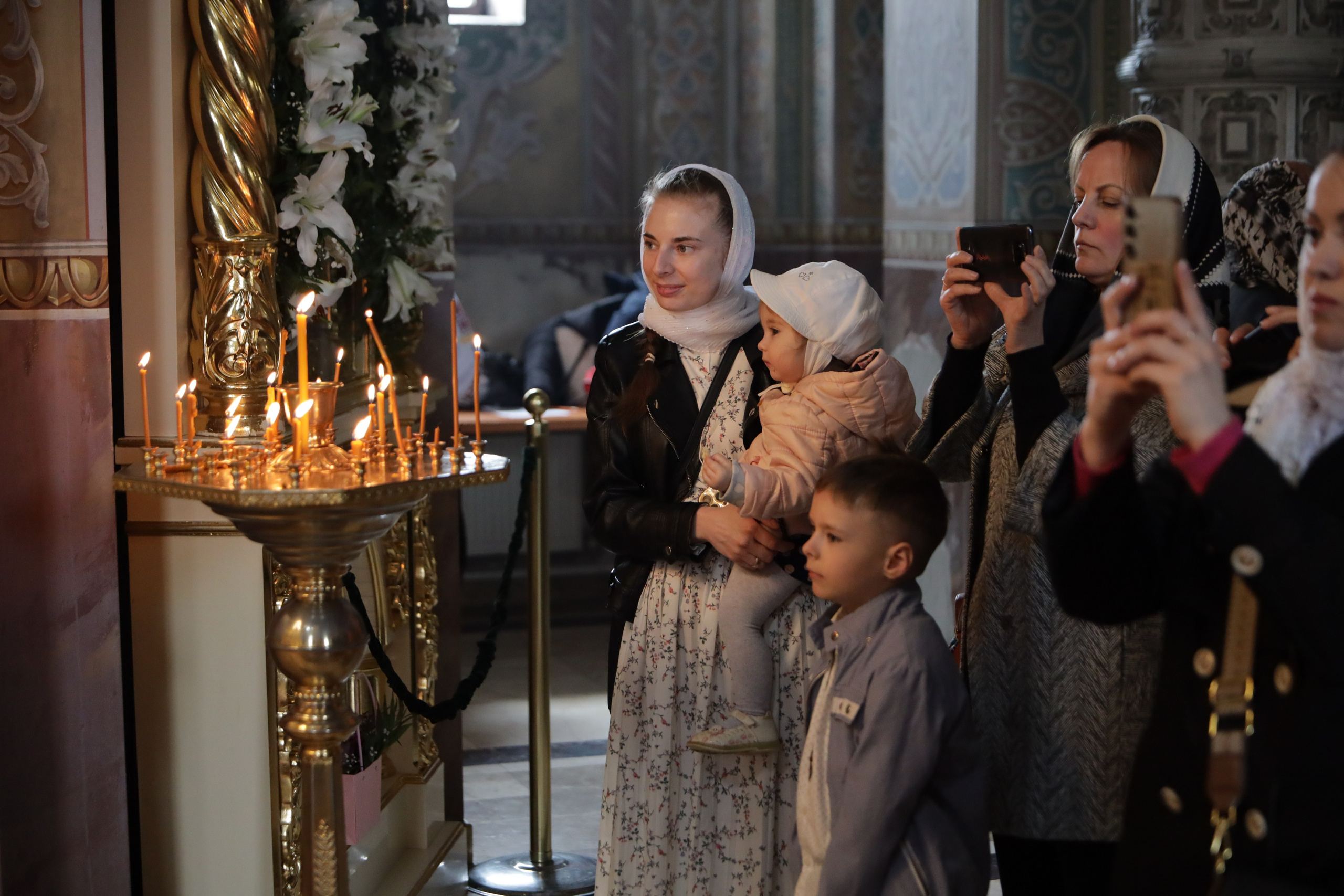Cântările Învierii-Tradiție și Lumină. Alika Dia- Fotograf în Republica Moldova, Strășeni