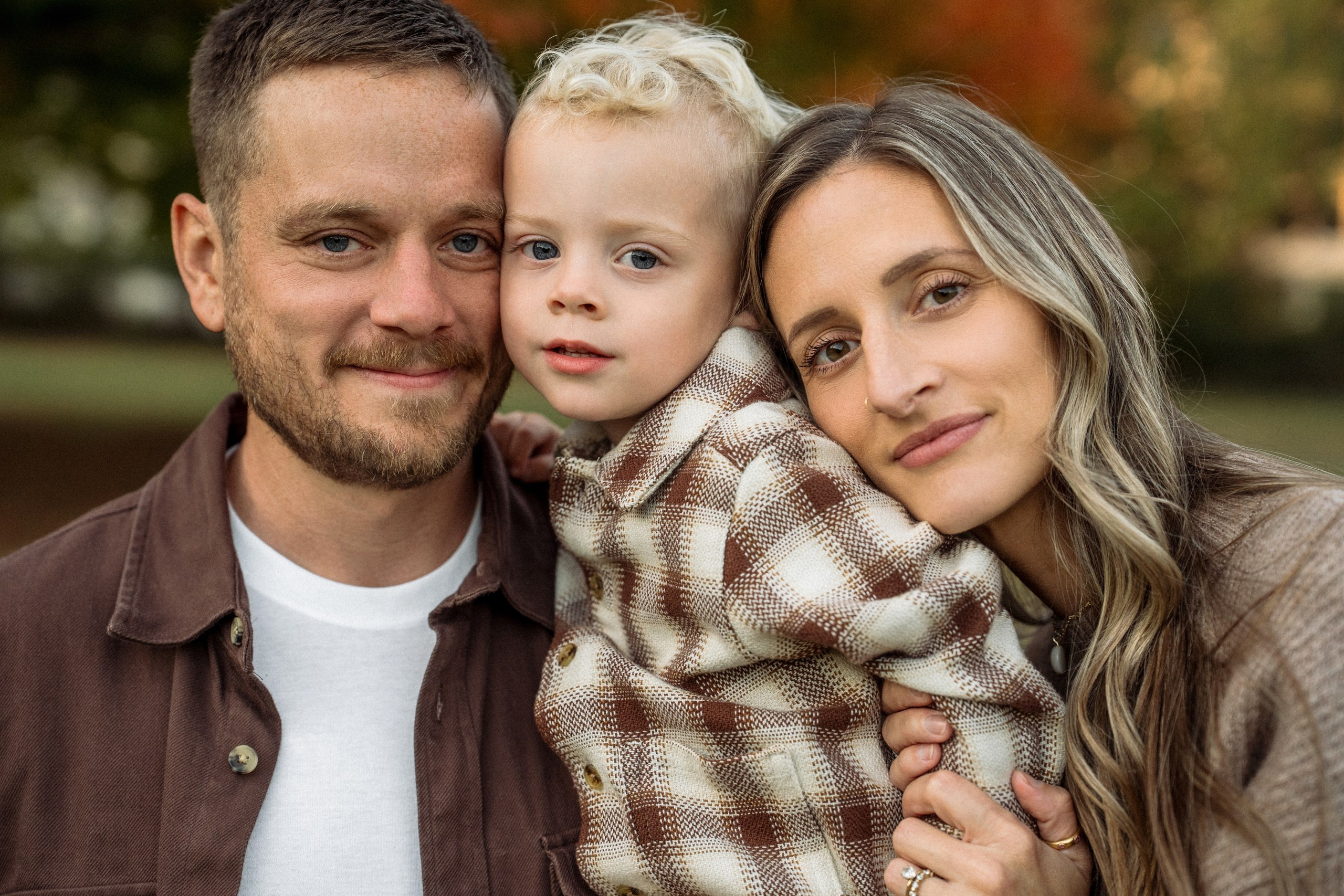 Mike, Kerianne, Hendrix. Alisa Tant — Family and newborn photographer Bucks County, Montgomery county, Philadelphia, NJ