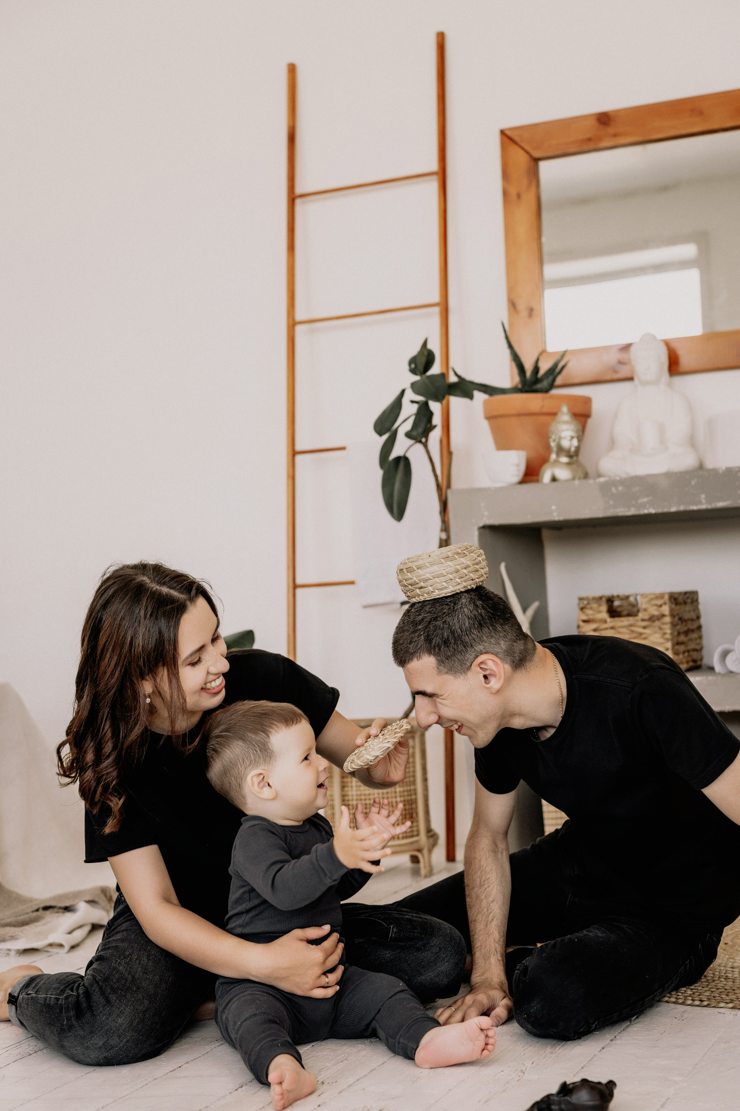 Cozy Family Photography at Home – Lifestyle & Love. Alisa Tant — Family and newborn photographer Bucks County, Montgomery county, Philadelphia, NJ