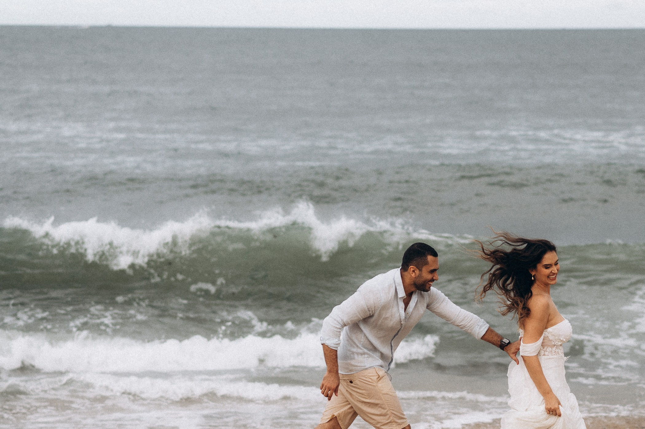Samantha & Juliano | Ensaio de Casal na Praia de Ubatuba