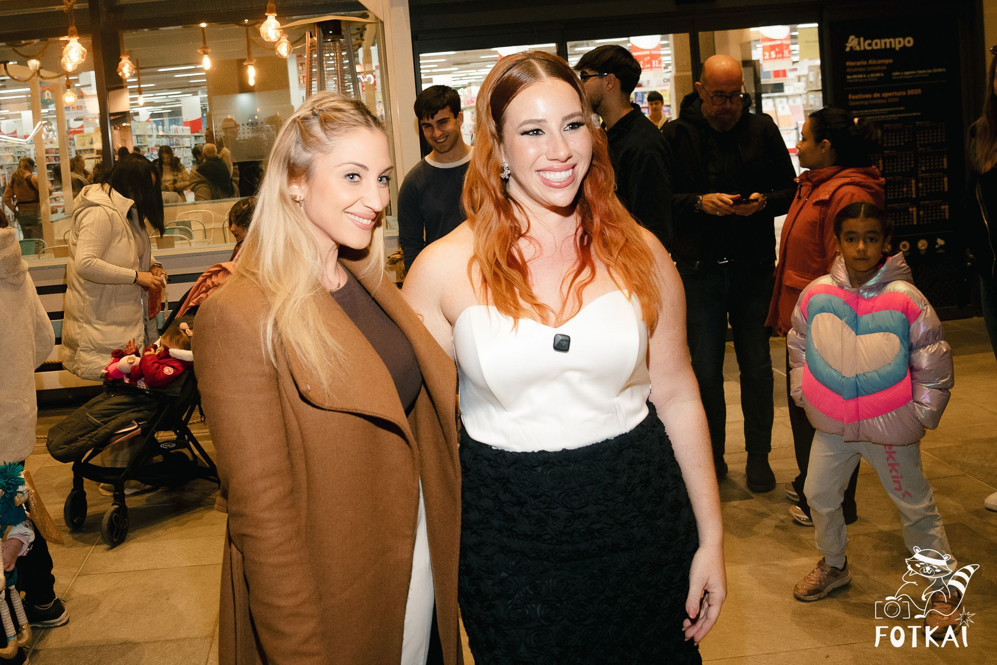 Inauguración de Las Tartas de Julita en La Zenia — fotoreportaje del evento | FOTKAI