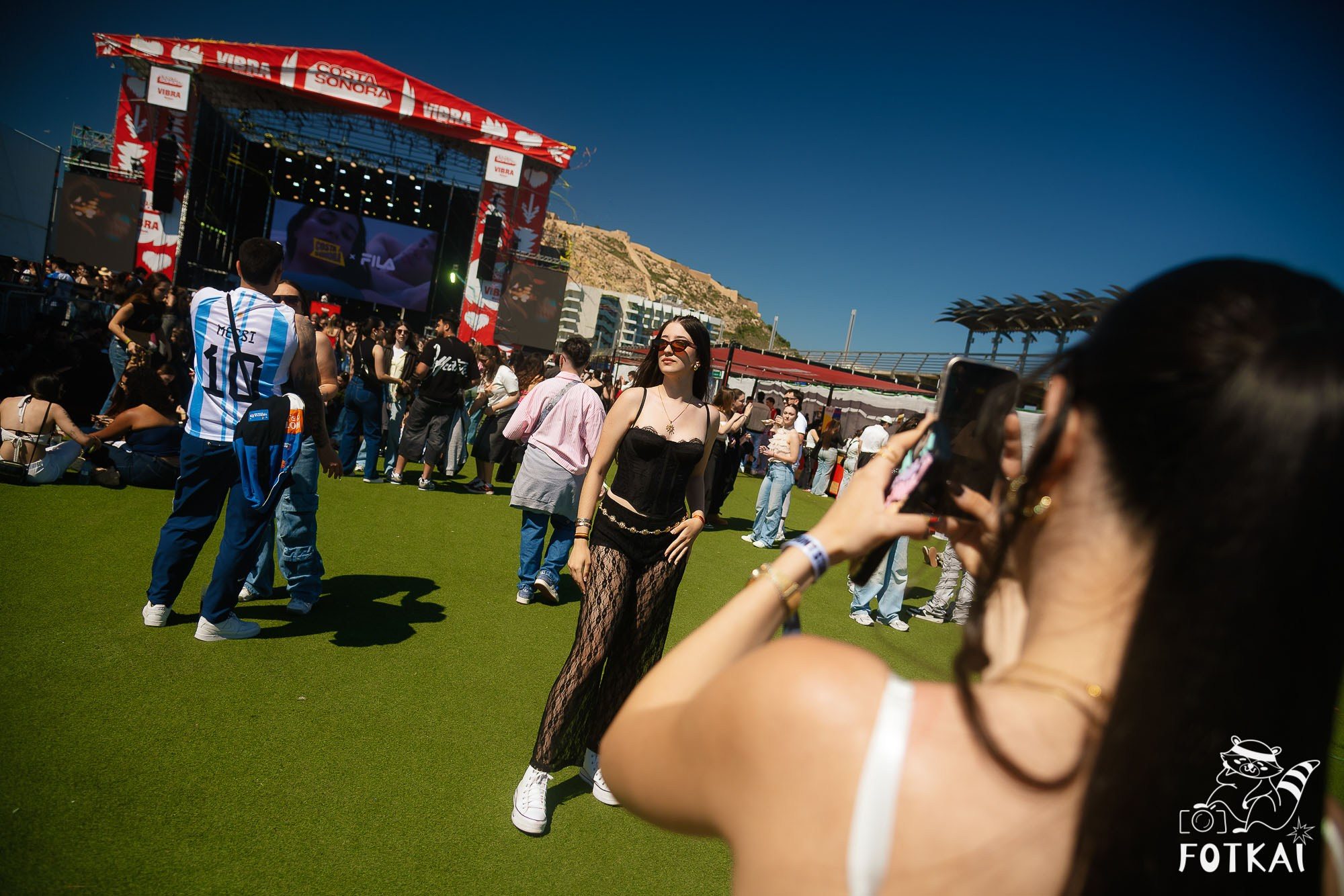 Fotos Costa Sonora 2026 Alicante Día 2 — busca tu foto y encuentra amigos del festival | FOTKAI