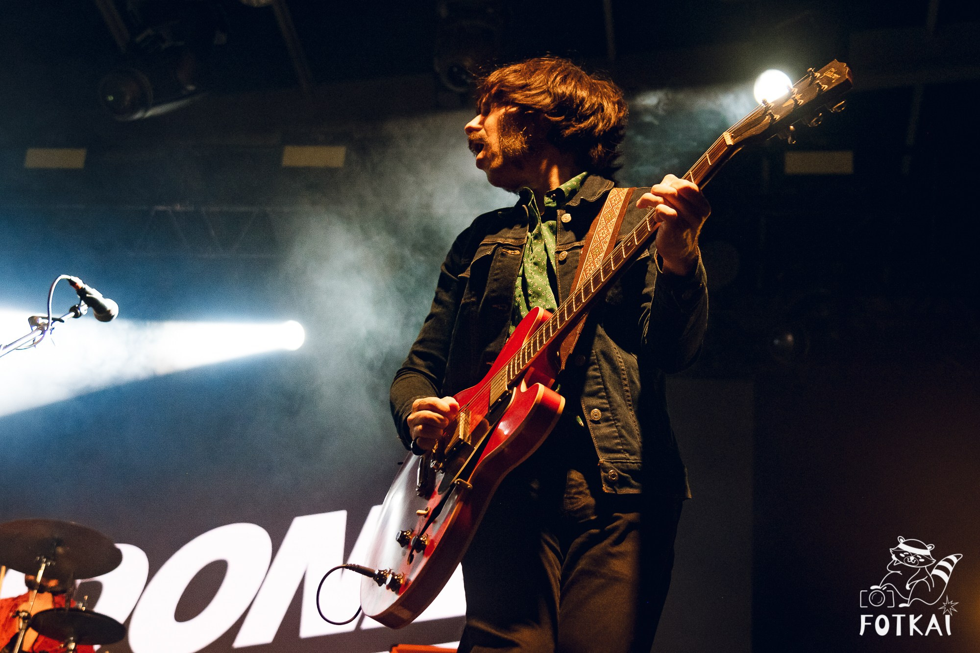 Sidonie en Torrevieja 2025 – Fotos del concierto y reportaje completo | FOTKAI