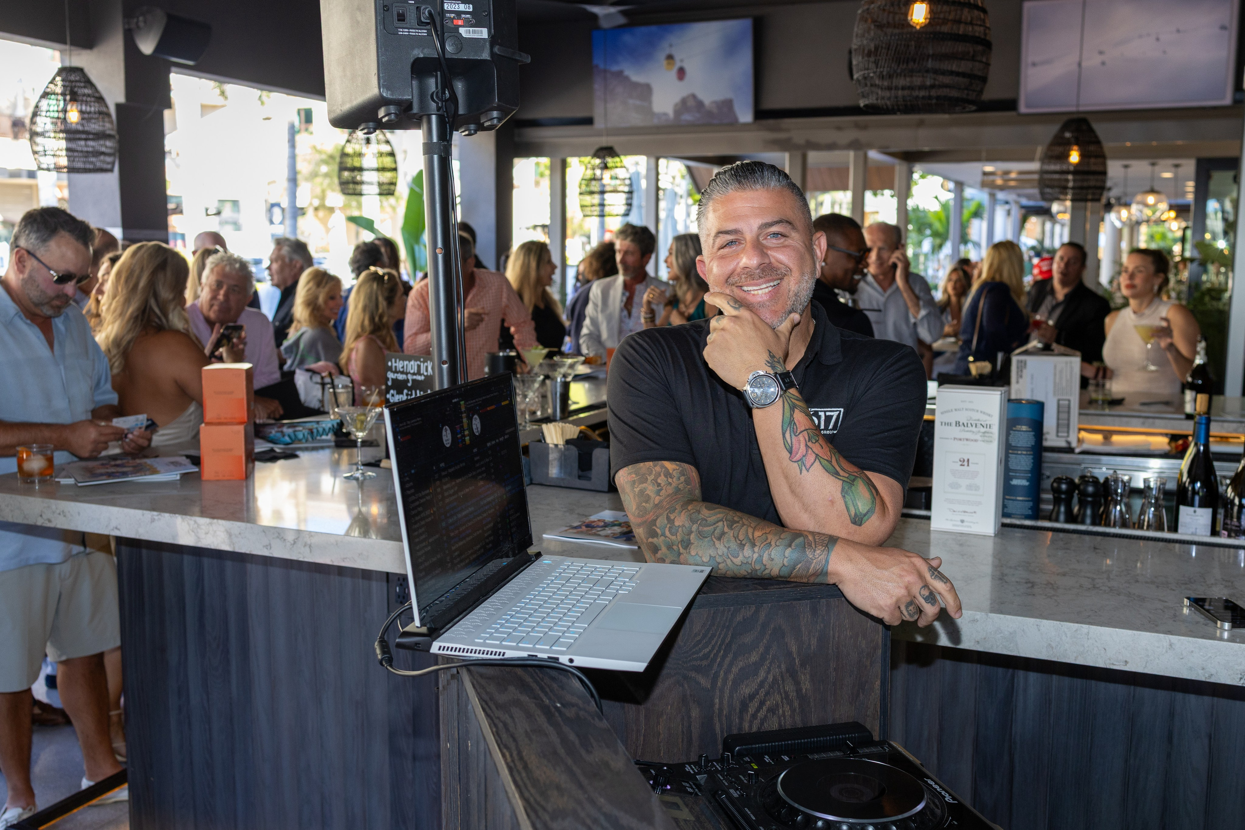 Naples Lifestyle Magazine at Waxins. Out and About 239