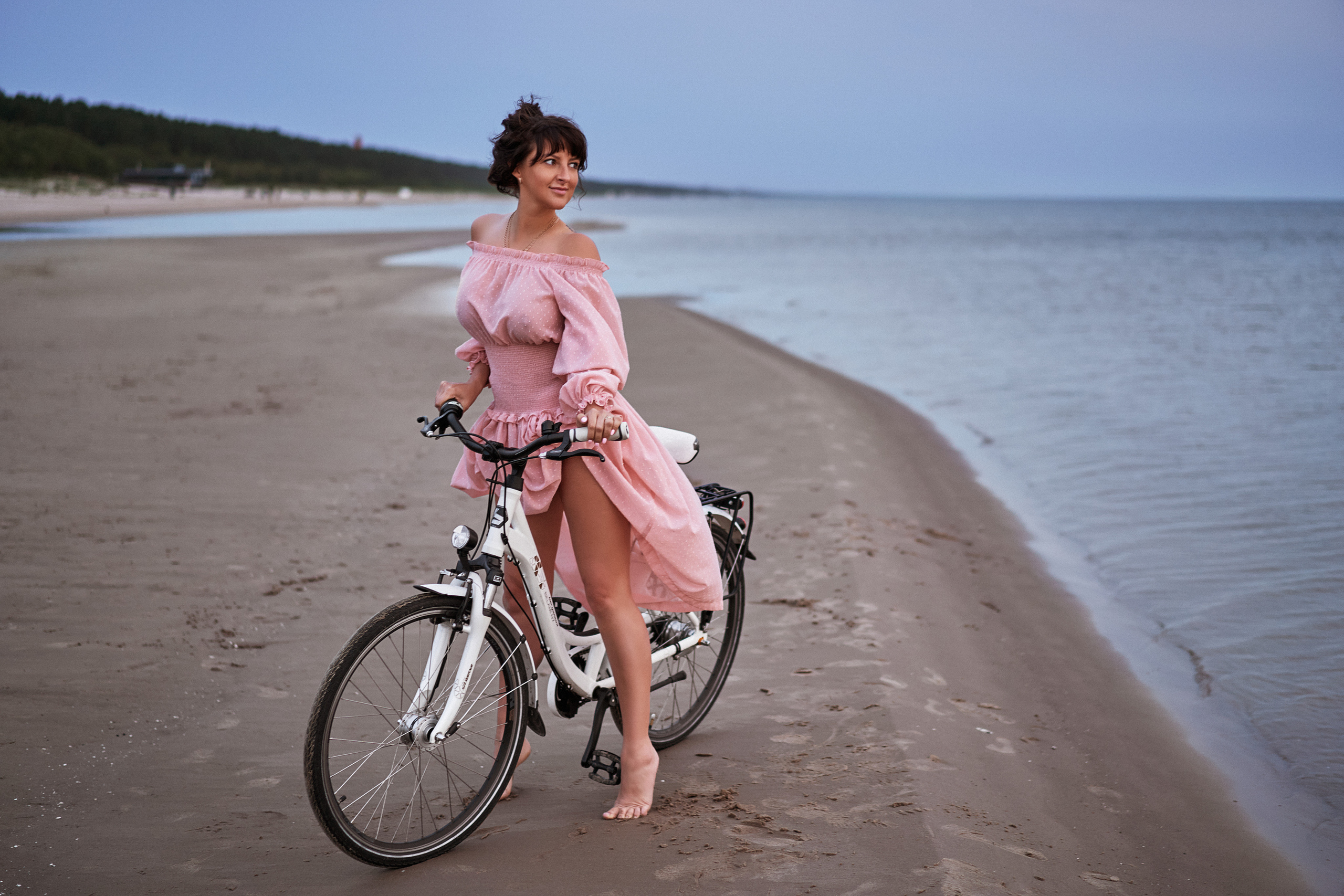 Shooting outdoors. Youdusha.com