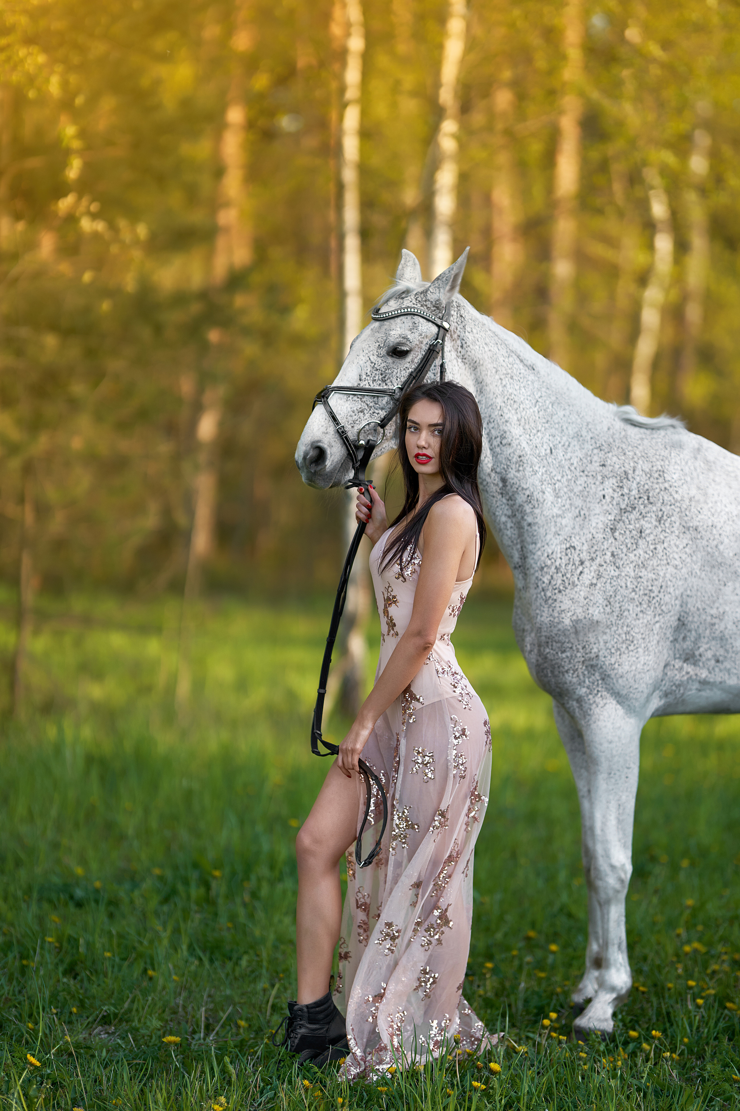 With Horses. Youdusha.com