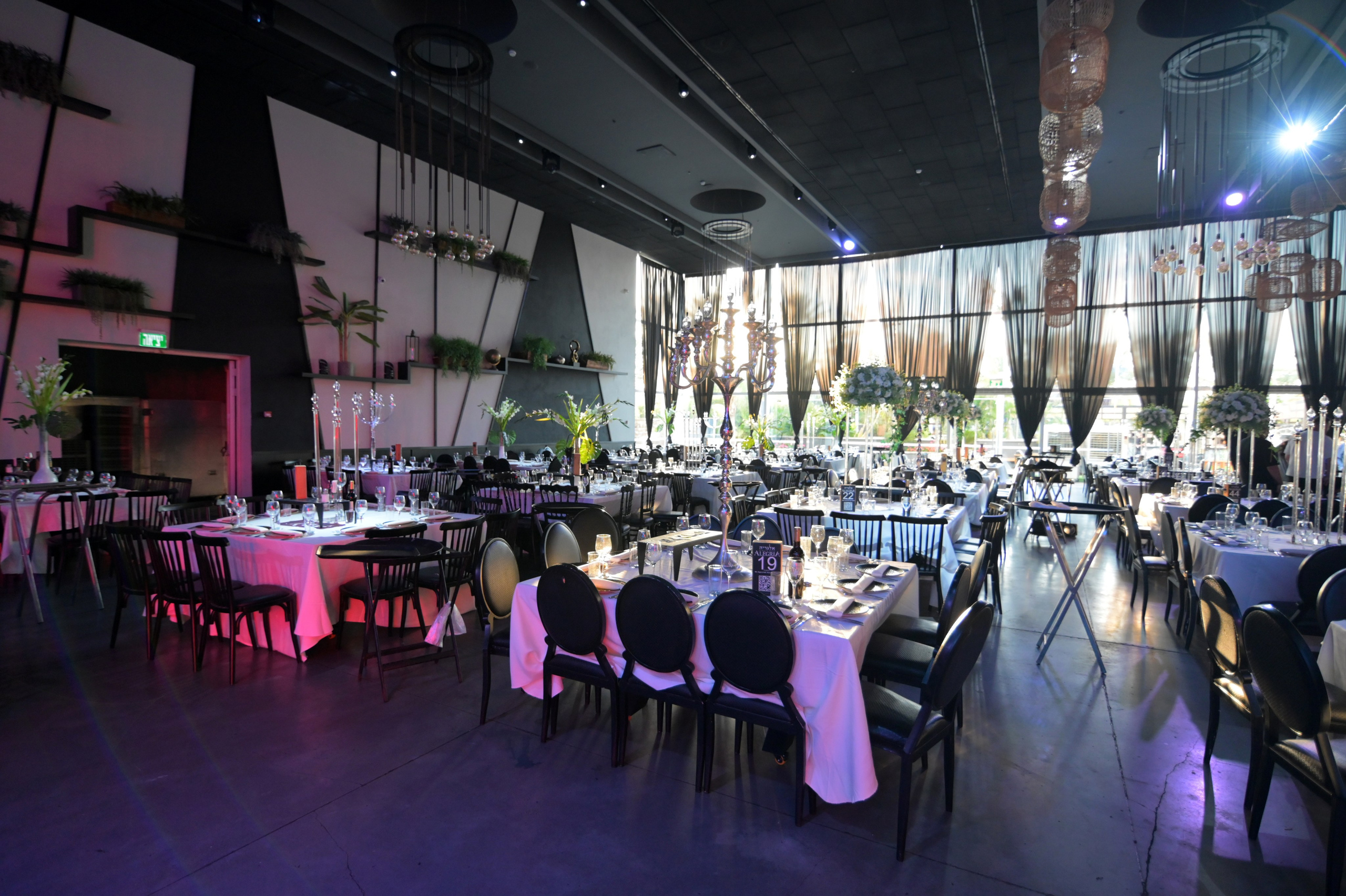 Ronen & Mazal. Wedding and events photographers Studio Shalom