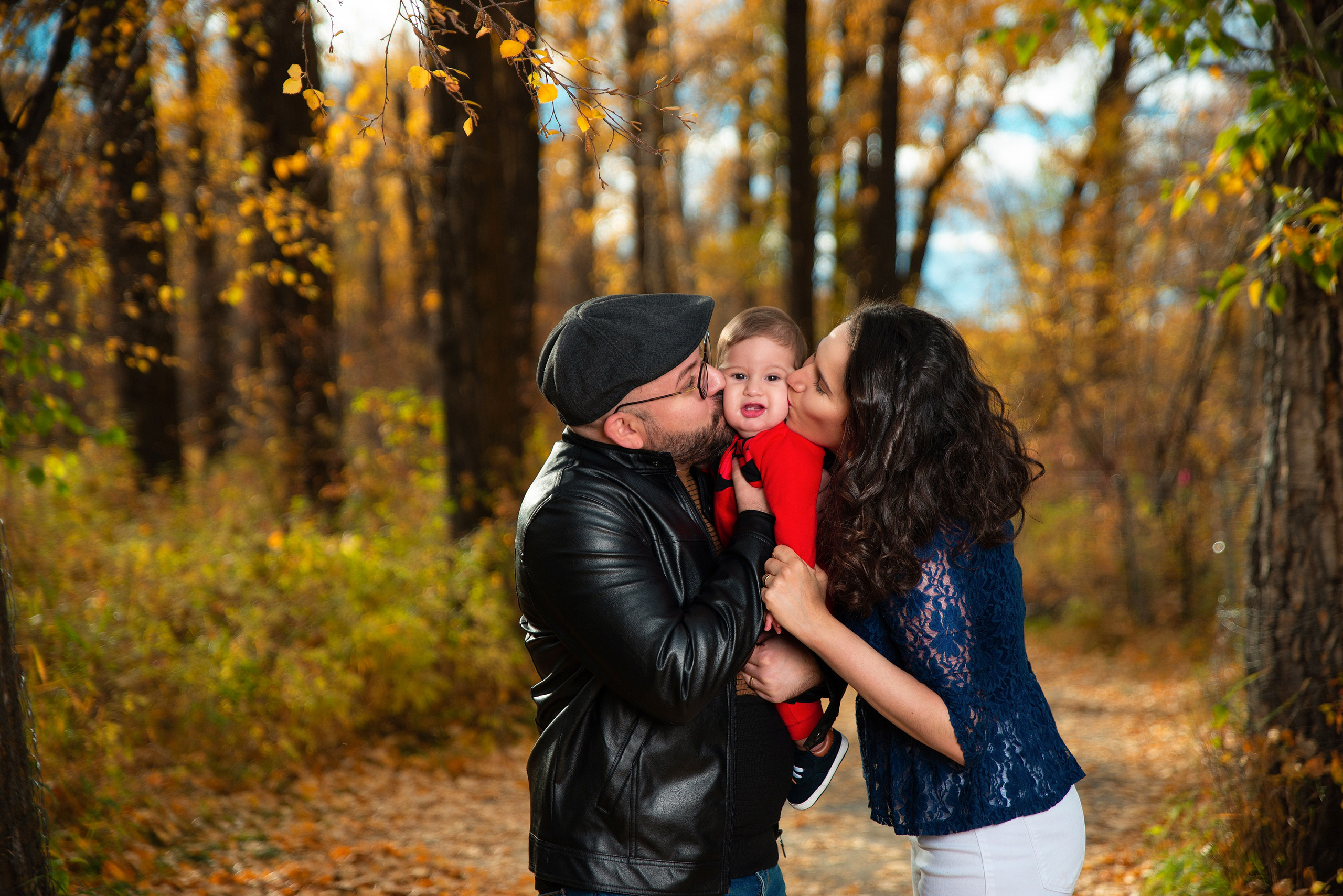 Leonardo’s Family. Carlos Lima Photography — Photographer in Calgary