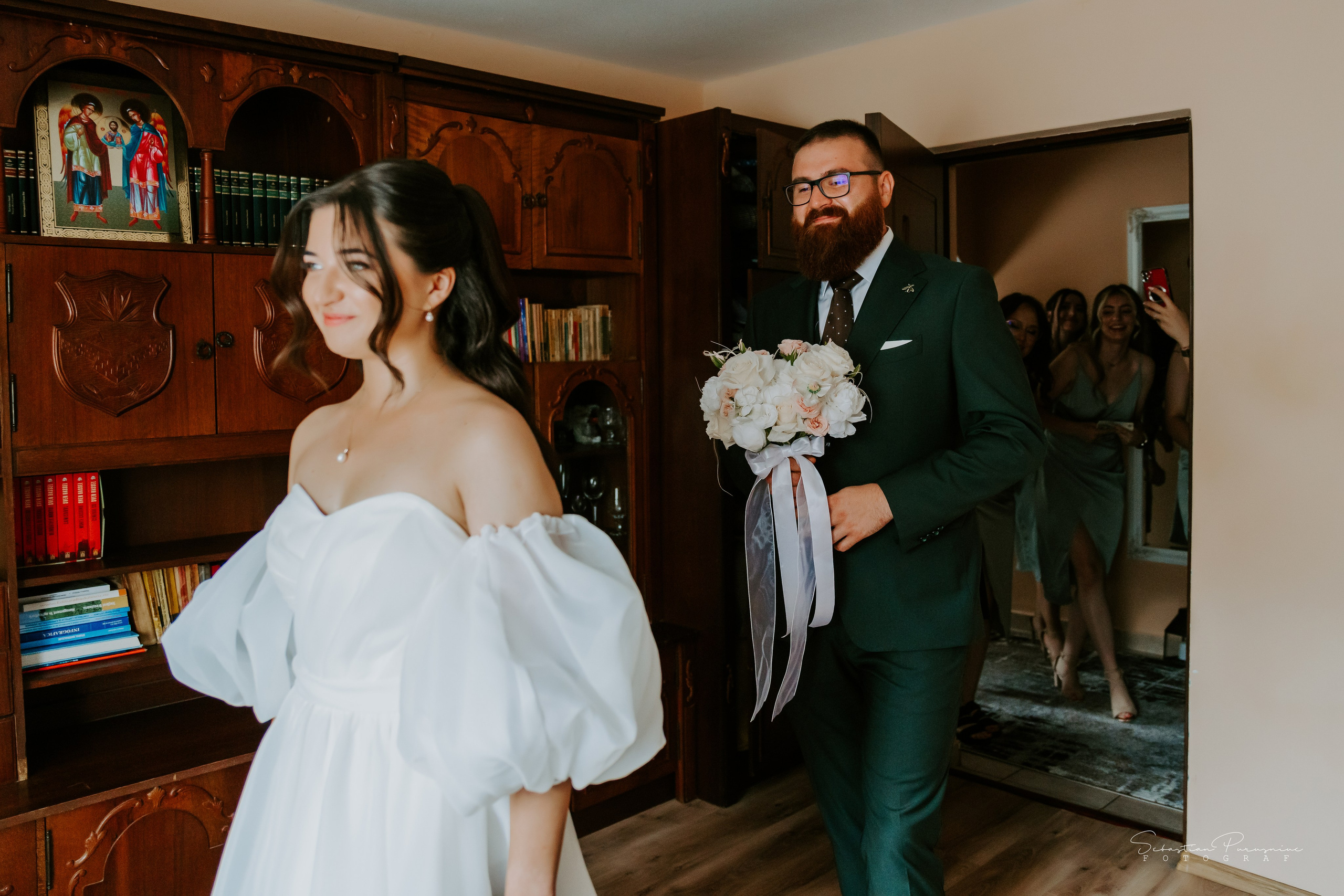 Andreea & Mădălin. Sebastian Purusniuc Fotograf - Iasi