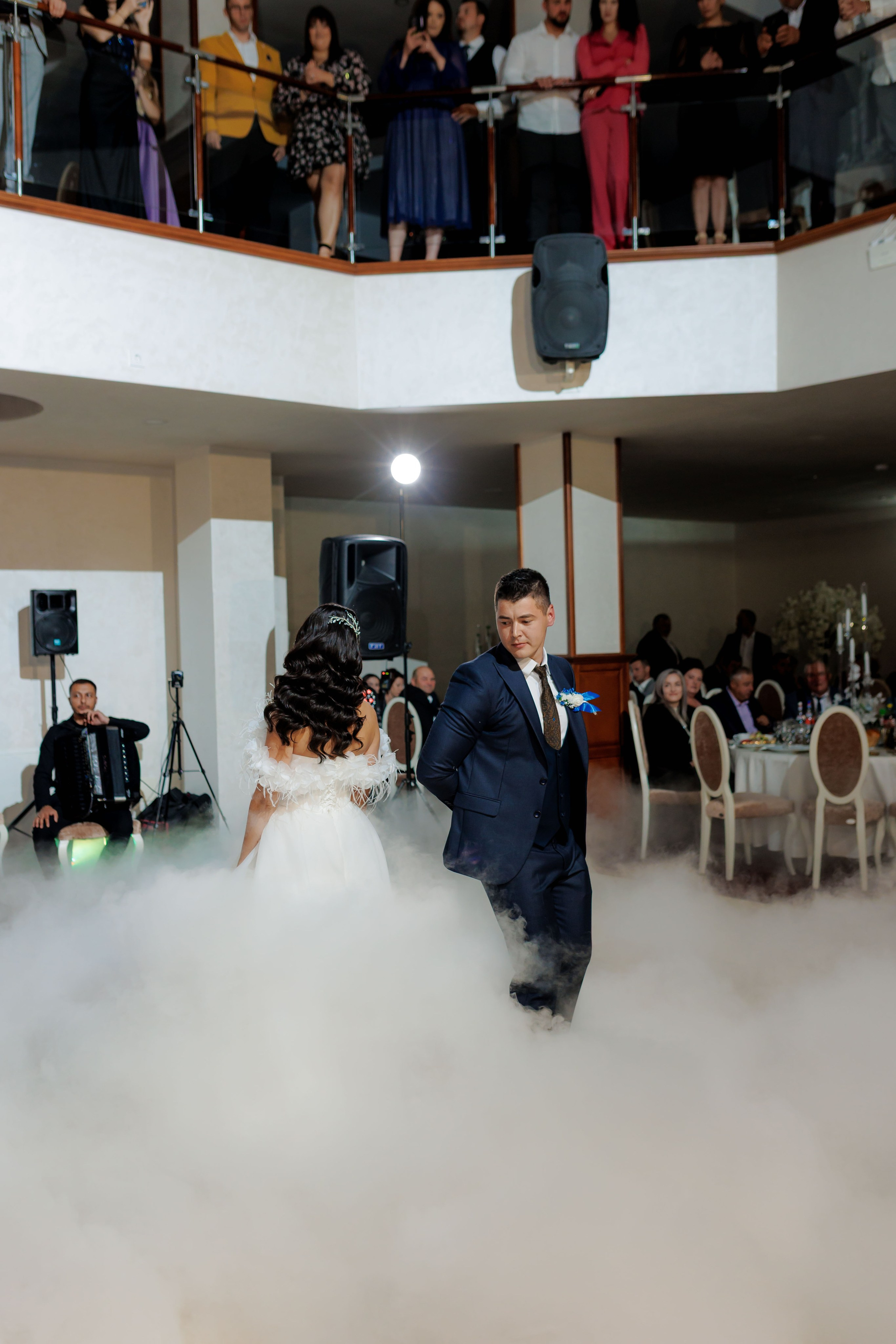 Loredana & Emilian – Ziua Nunții | Videografie - fotografie Botez Suceava, Iași, Botoșani. Servicii foto-video profesionale, pentru momente de neuitat