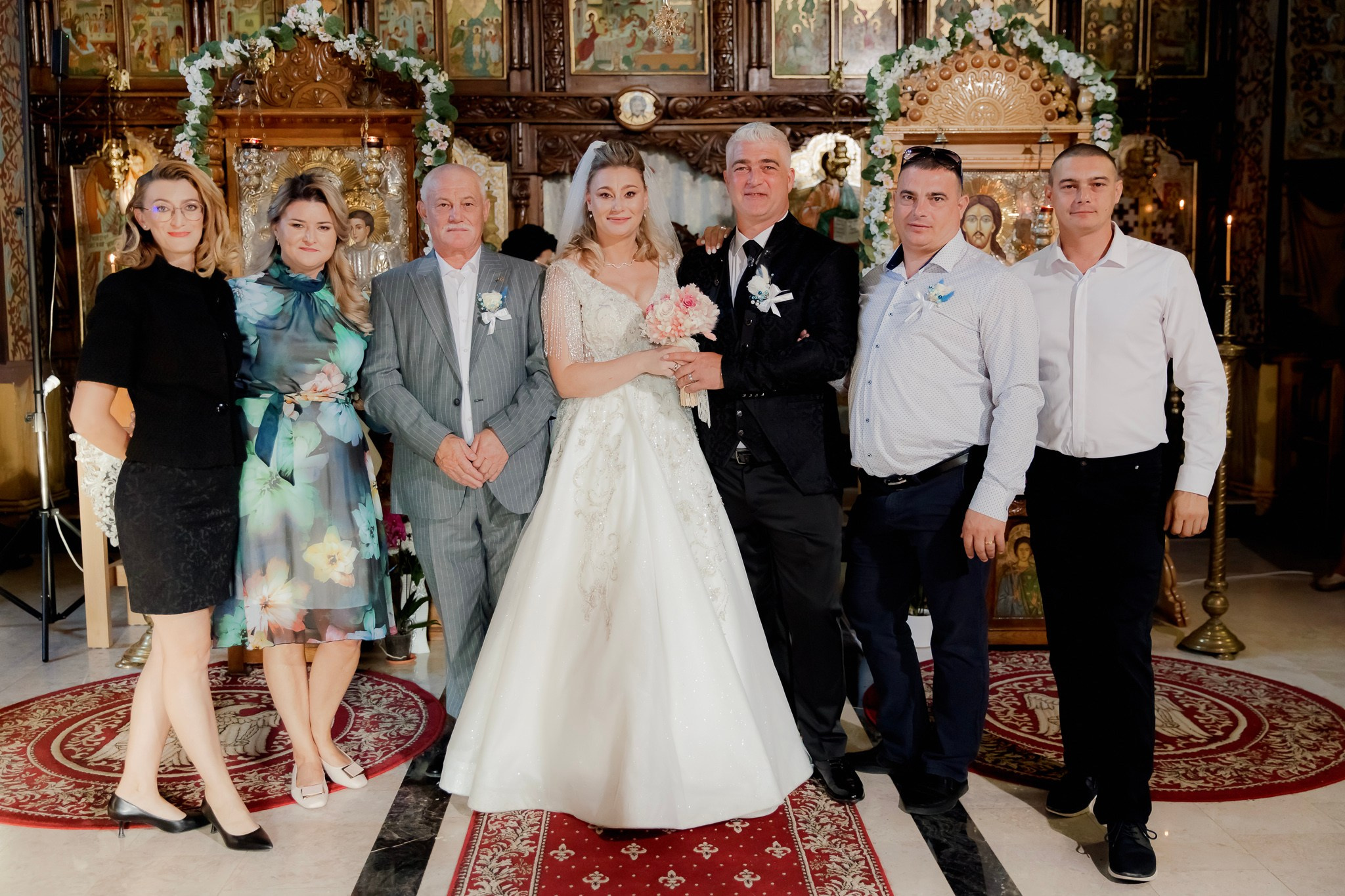 Mihai & Oana. Servicii foto-video profesionale, pentru momente de neuitat