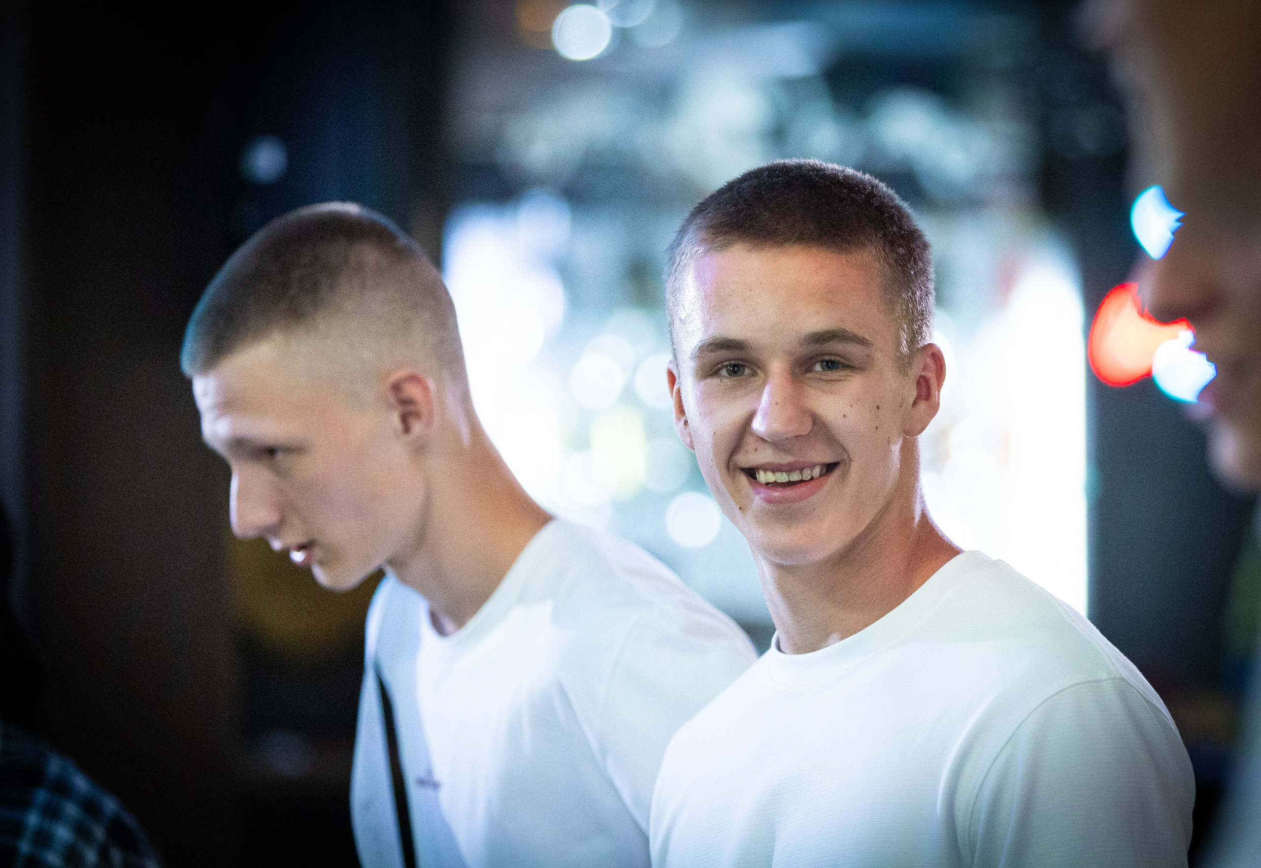 Пример фотосессии последний звонок и выпускной 11А, все в куче по очереди