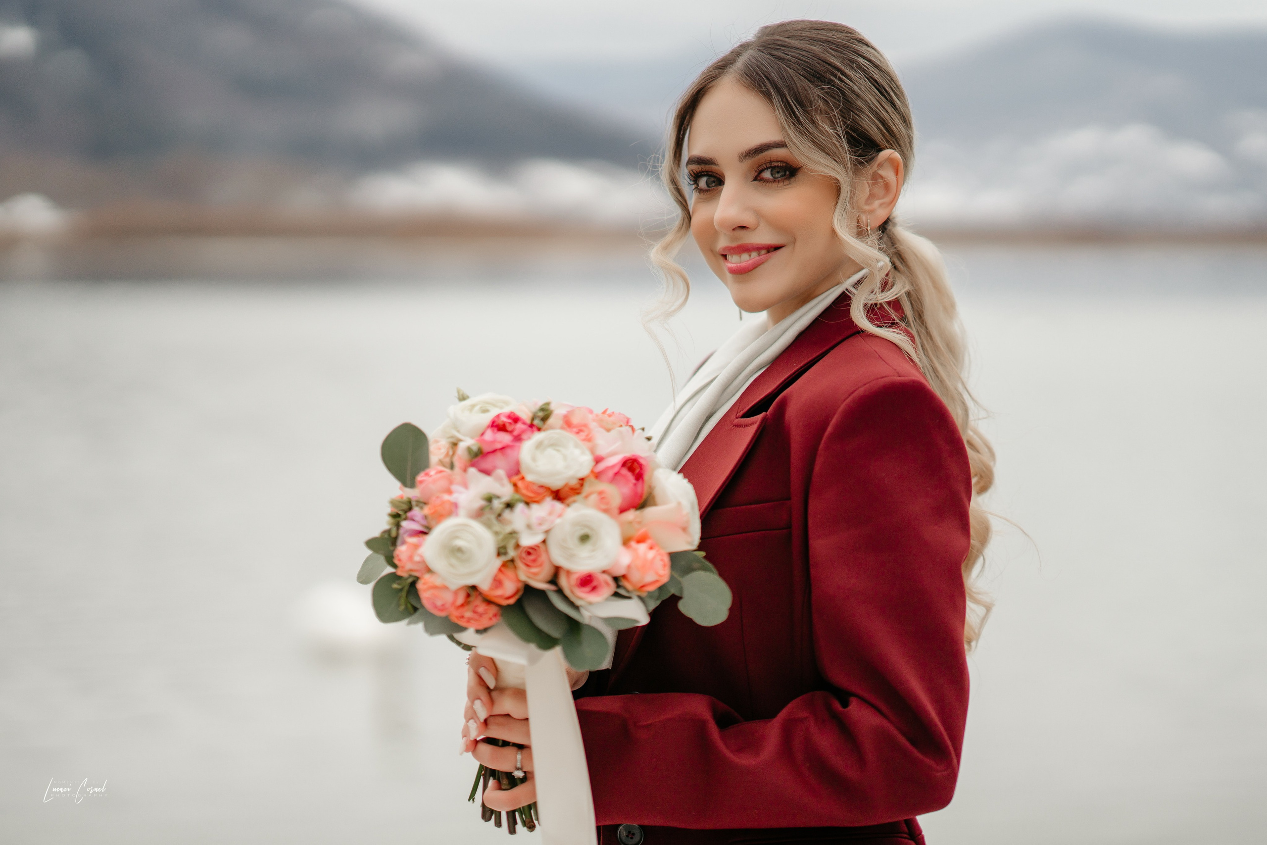 Save The Date – Emoție și anticipare. Fotograf de nuntă, corporate, botezuri, majorate și aniversări Roman, Lucaci Cornel