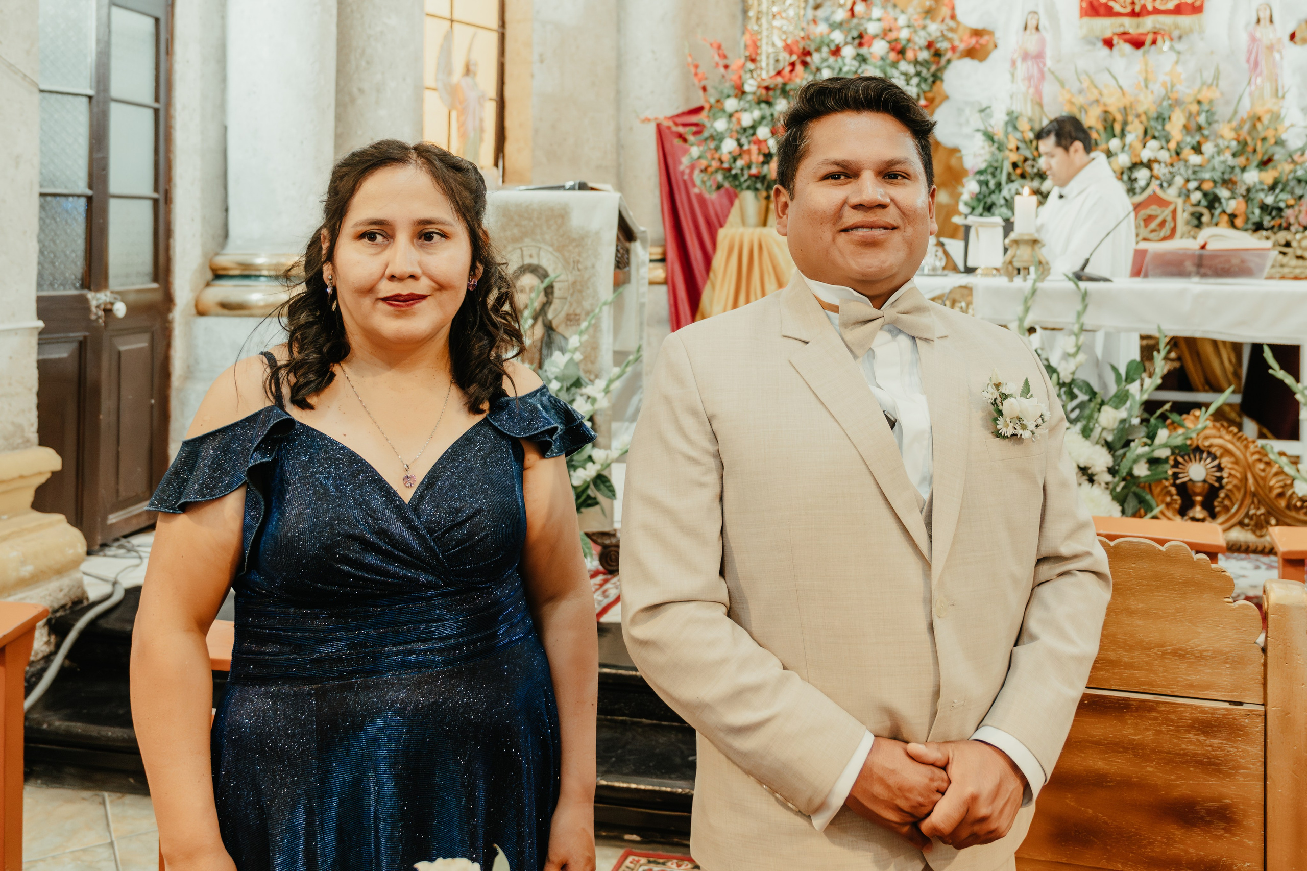 VANESSA + FRANKLIN BODA RELIGIOSA. Studio KVTA | Fotografía y Video de Bodas en Arequipa