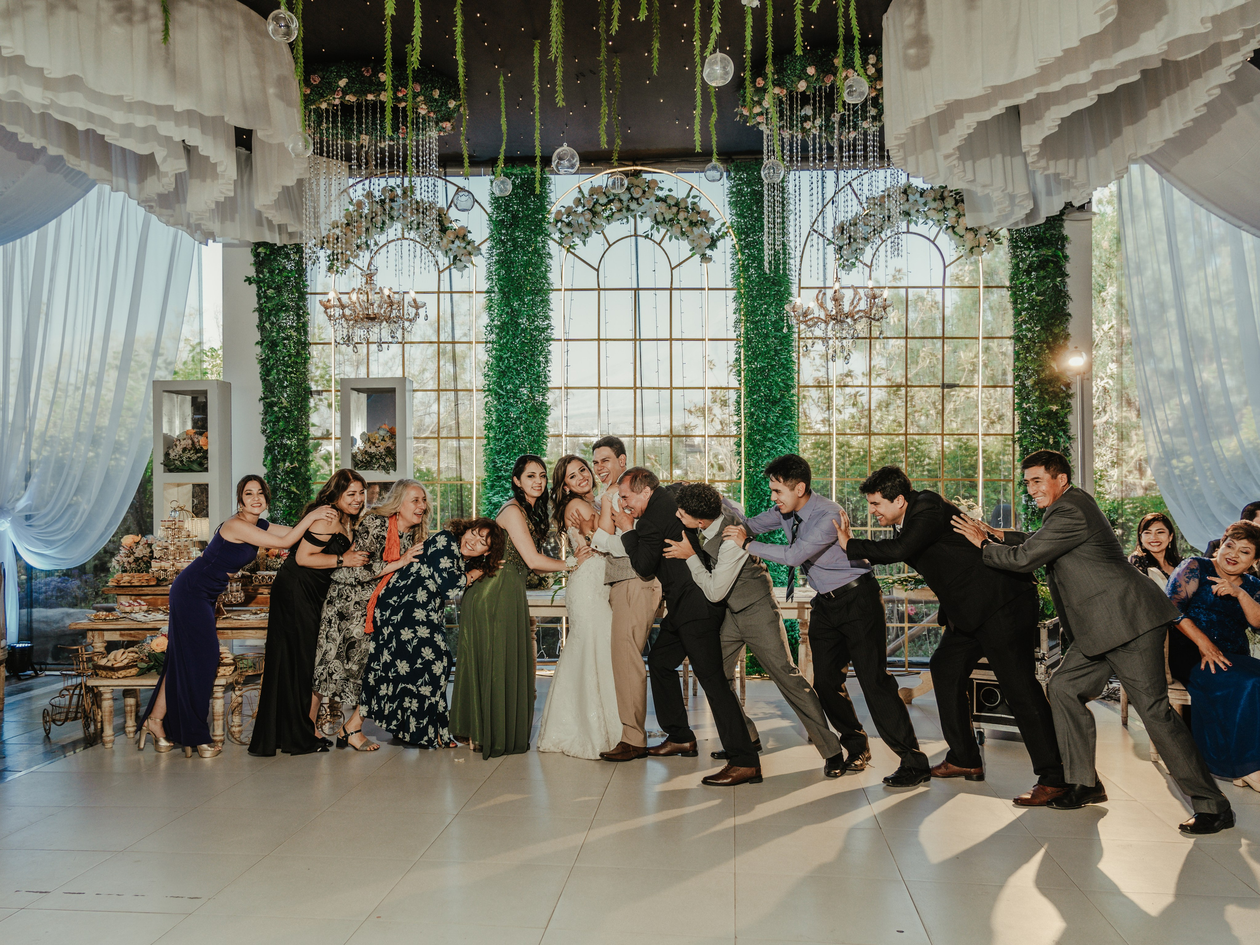 CARLA Y MARIO BODA RELIGIOSA. Studio KVTA | Fotografía y Video de Bodas en Arequipa