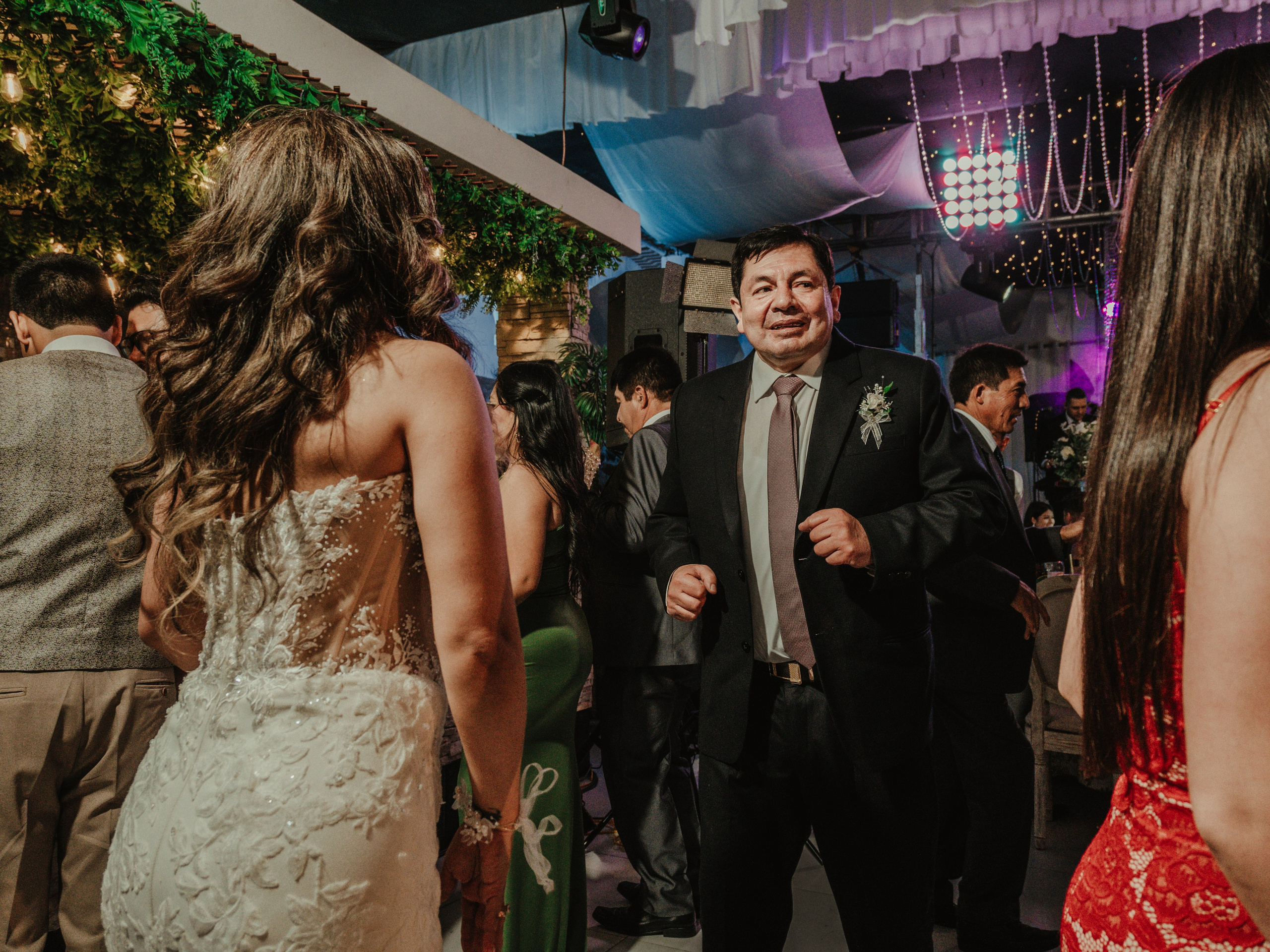 CARLA Y MARIO BODA RELIGIOSA. Studio KVTA | Fotografía y Video de Bodas en Arequipa