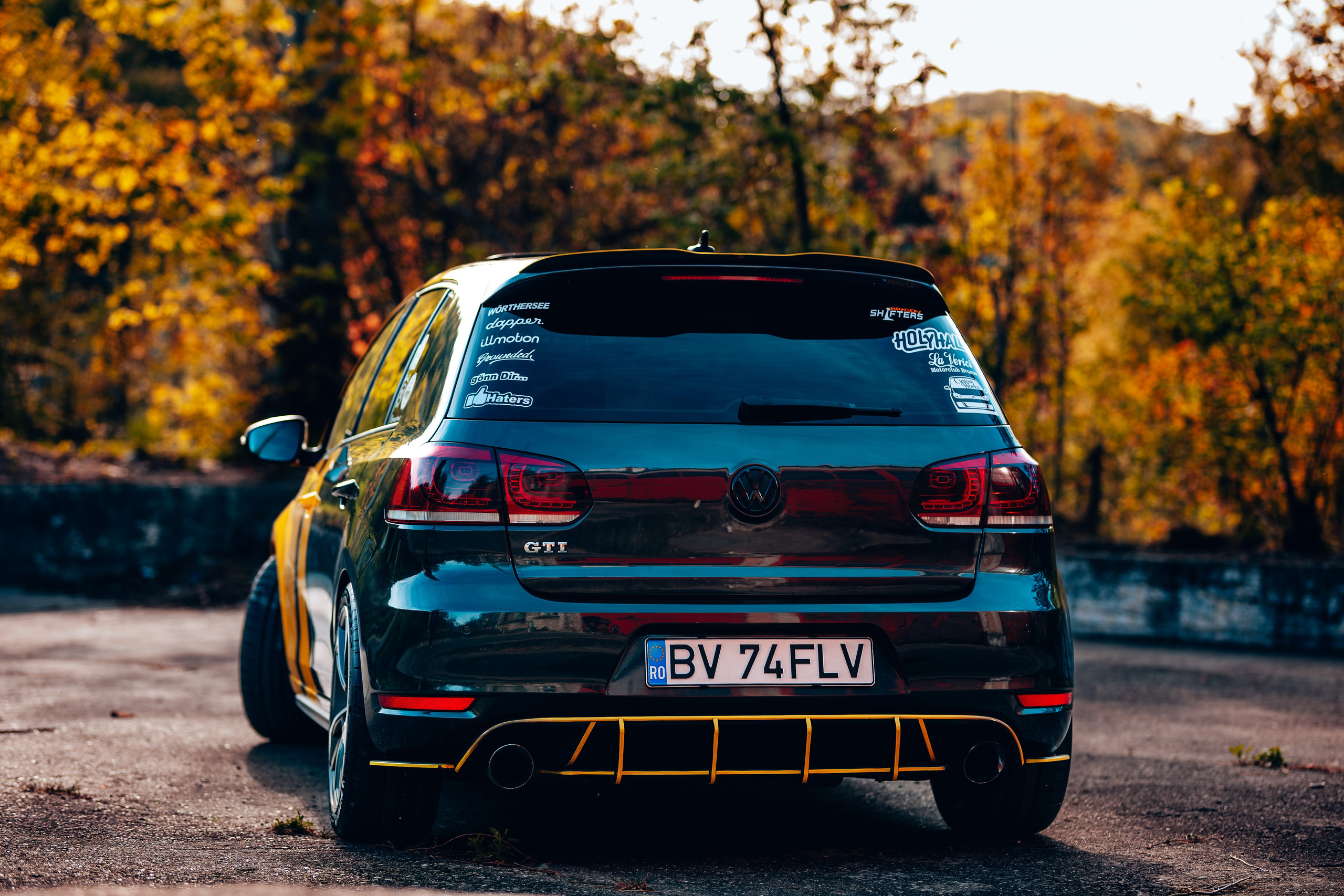 Masini. Ionut Brehuescu — Fotograf