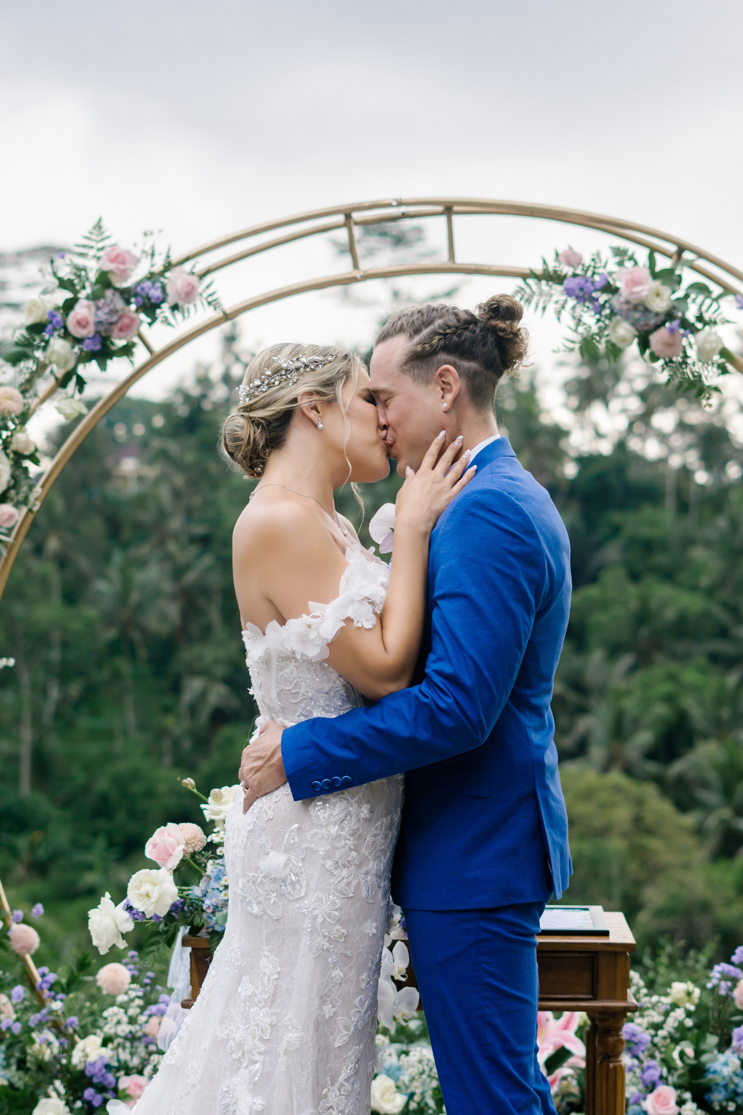 Jamie & Jordan. Female Photographer in Bali