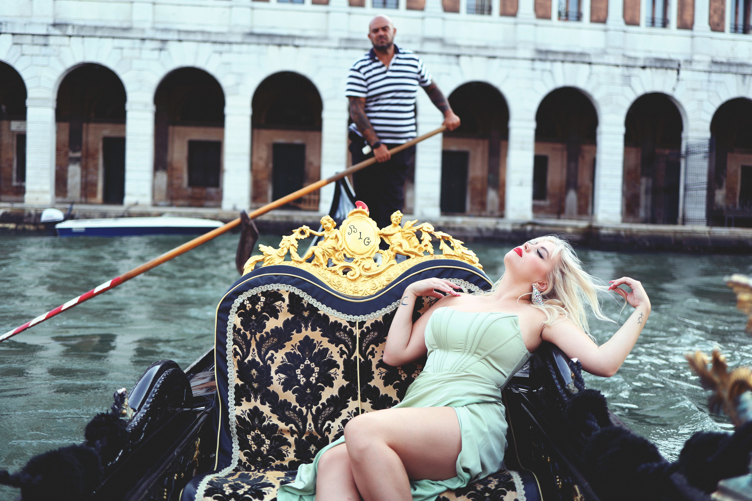 Fashion photographer in Venice Viktoria Antonova
