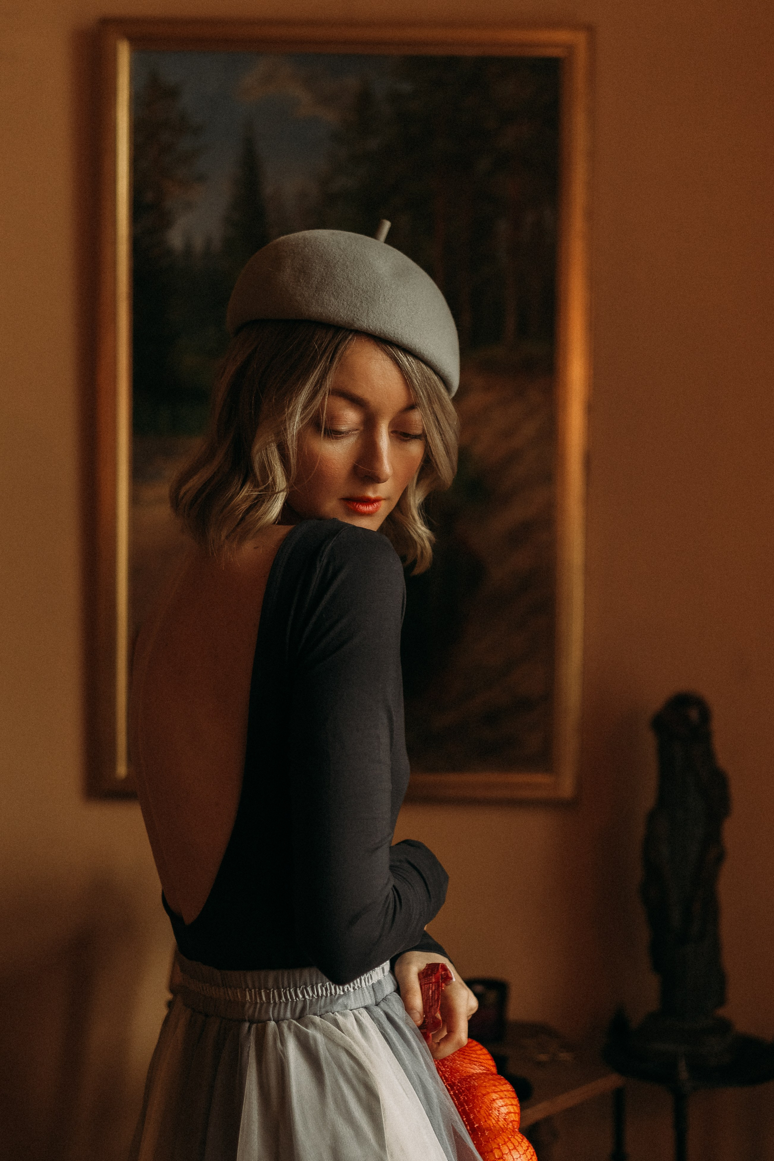 Woman phoshoot. Wedding and potrait photographer in Helsinki Vickan O