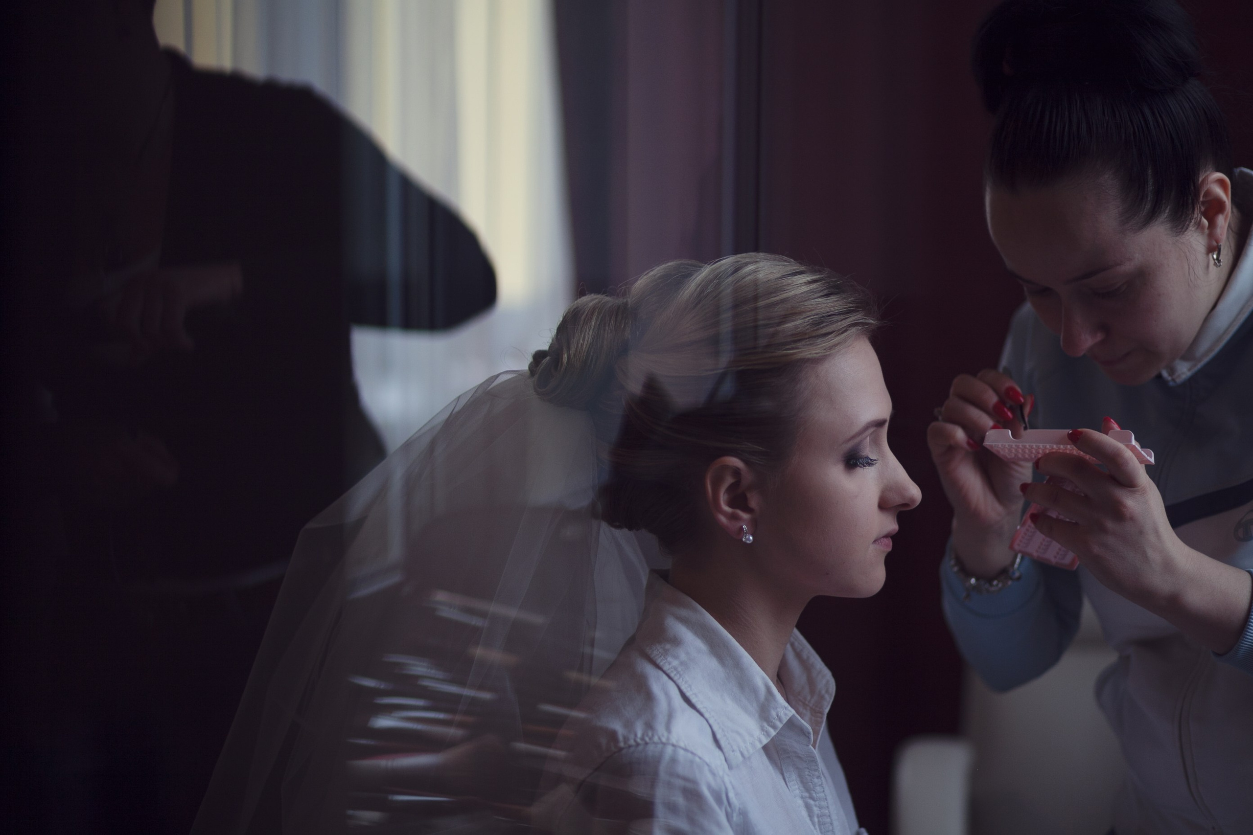 Robert & Andriana, Lviv. Denny Savon — Photographer in Santorini | Weddings, Love Stories & Flying Dress