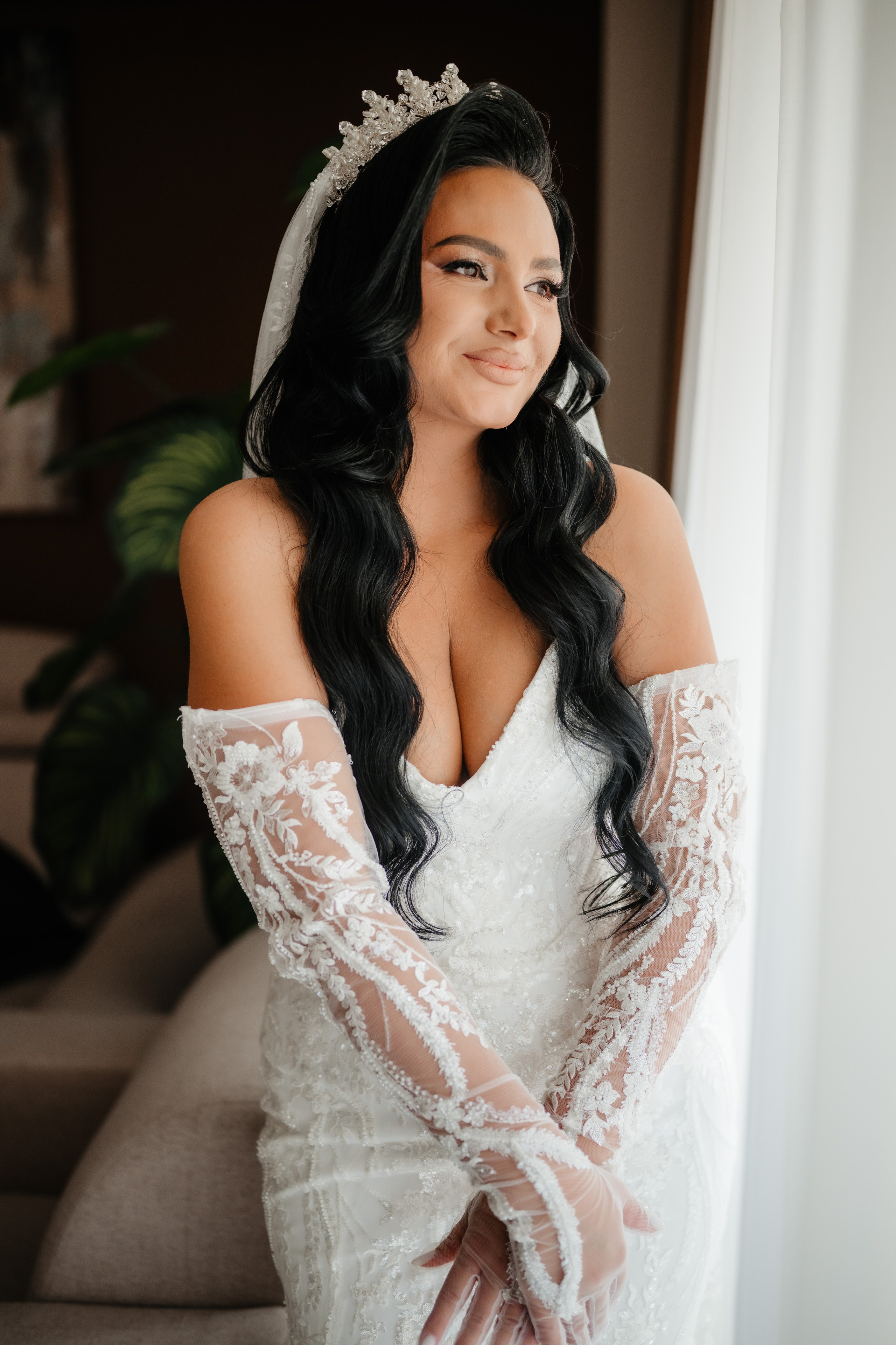 🤎 M a r i n a & A l i n - Wedding Day Preview. Wedding & Family Photographer