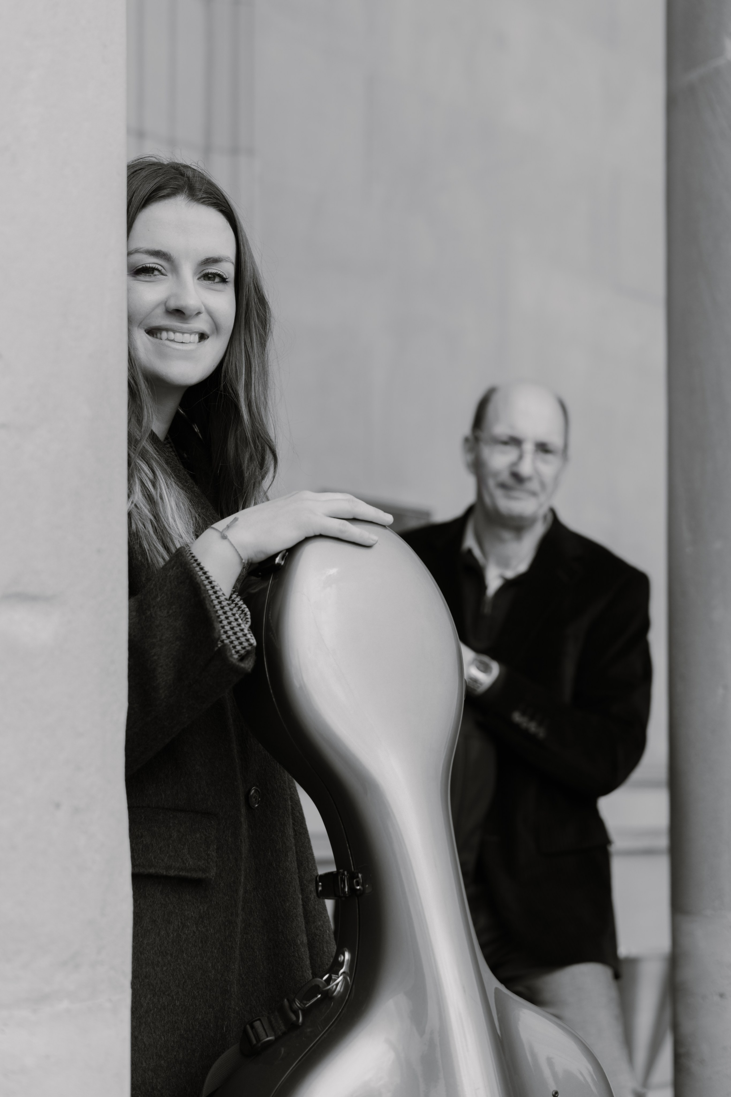 Portraits artistiques de violoncellistes à Genève | Raymond et Victoria | Eugenia Andres. Photographe à Genève - Eugenia Andres