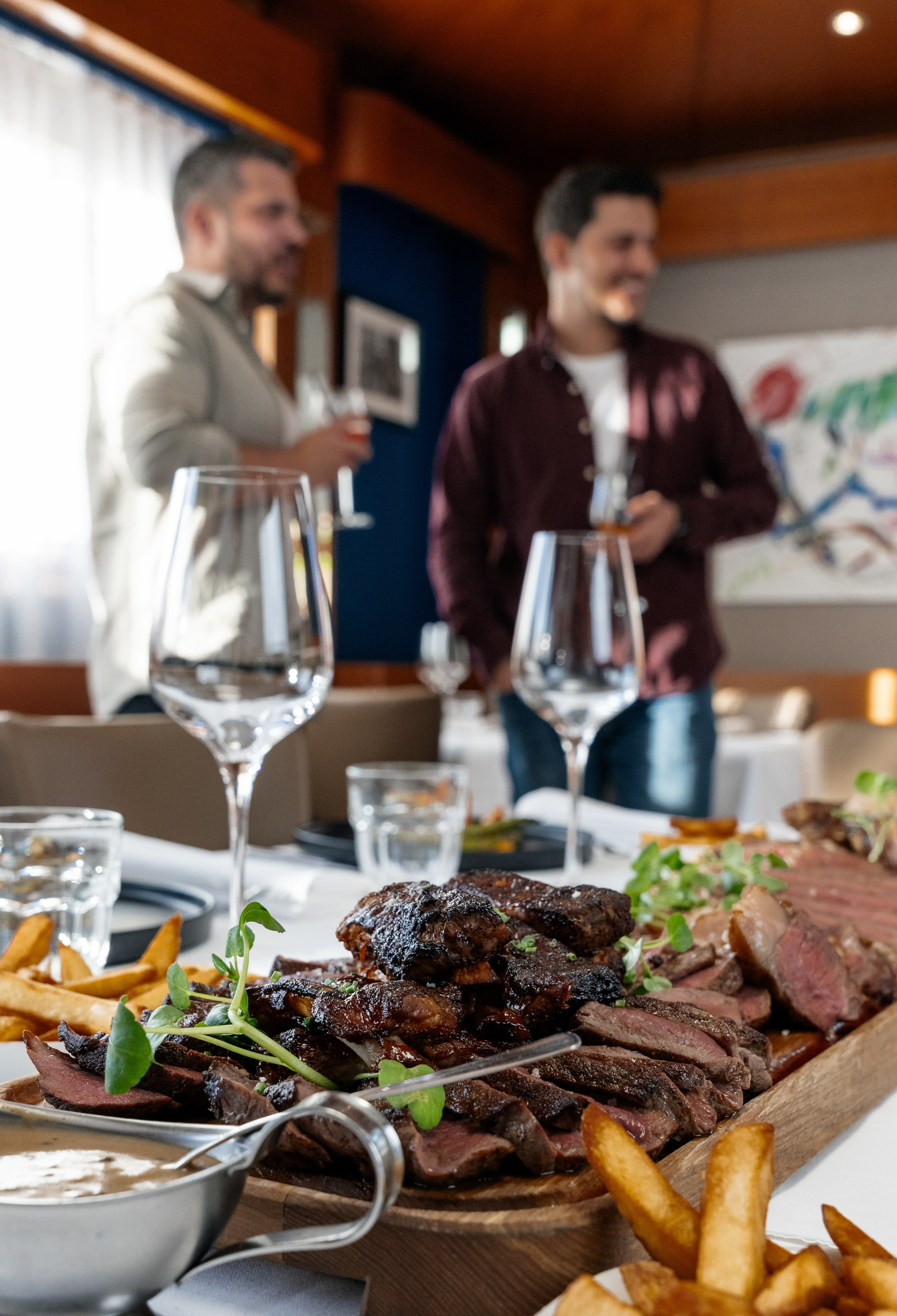 Création de contenu pour restaurants à Sion. Photographe Suisse Tatiana Lyzhina