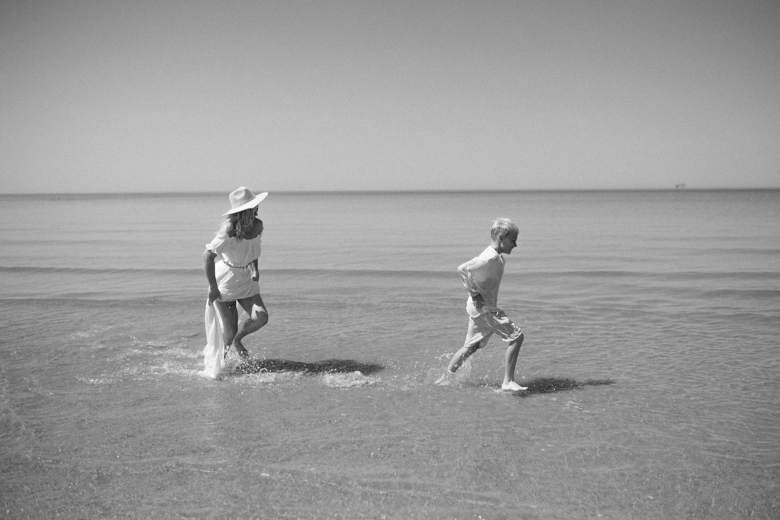 Family. Yorkshire Wedding and Portrait Photographer Evie Moon