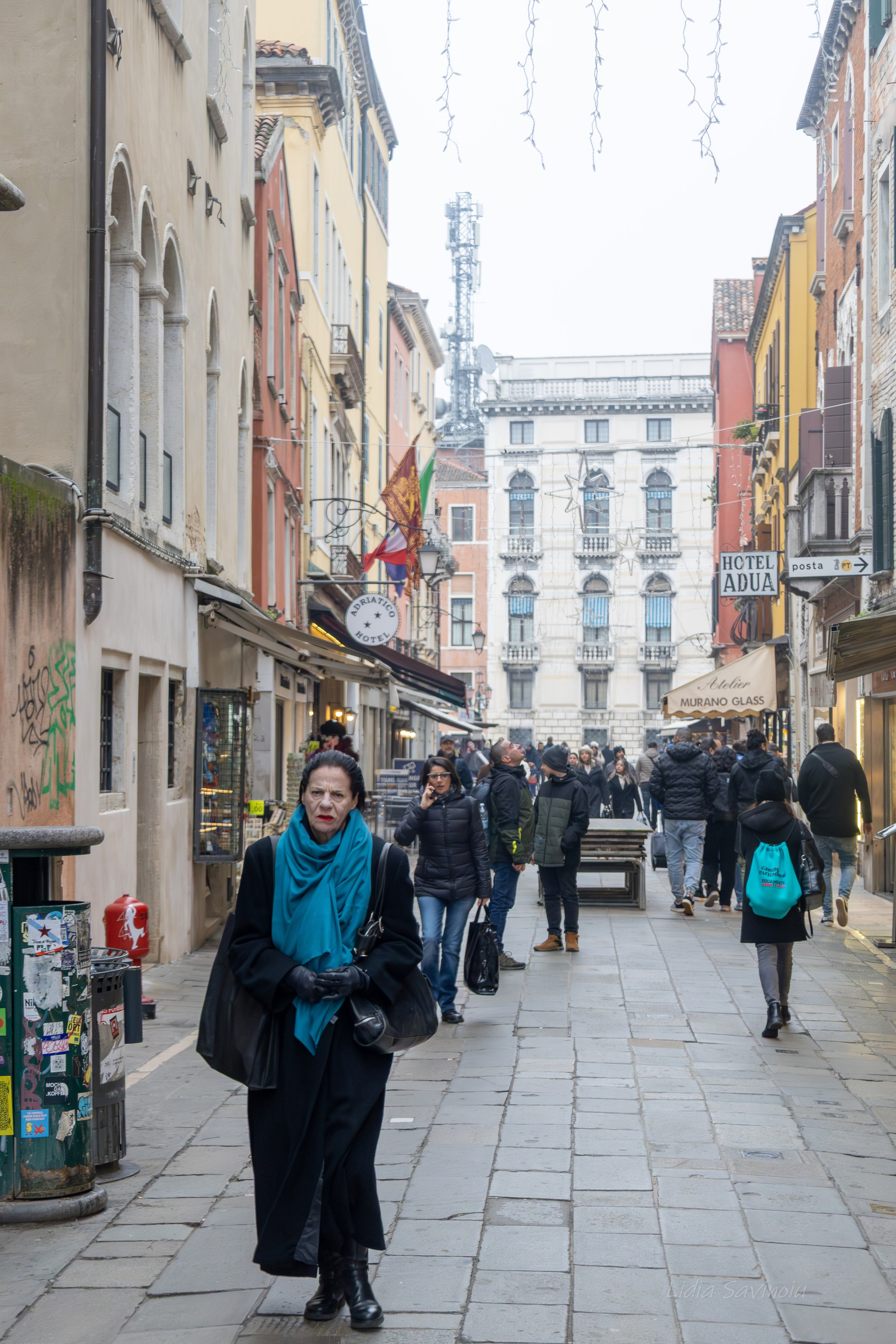 Veneția. Fotograf. Lucrez cu oameni, produse și spații. Portret și fotografie creativă. Bacău, România. Lidia Savinoiu