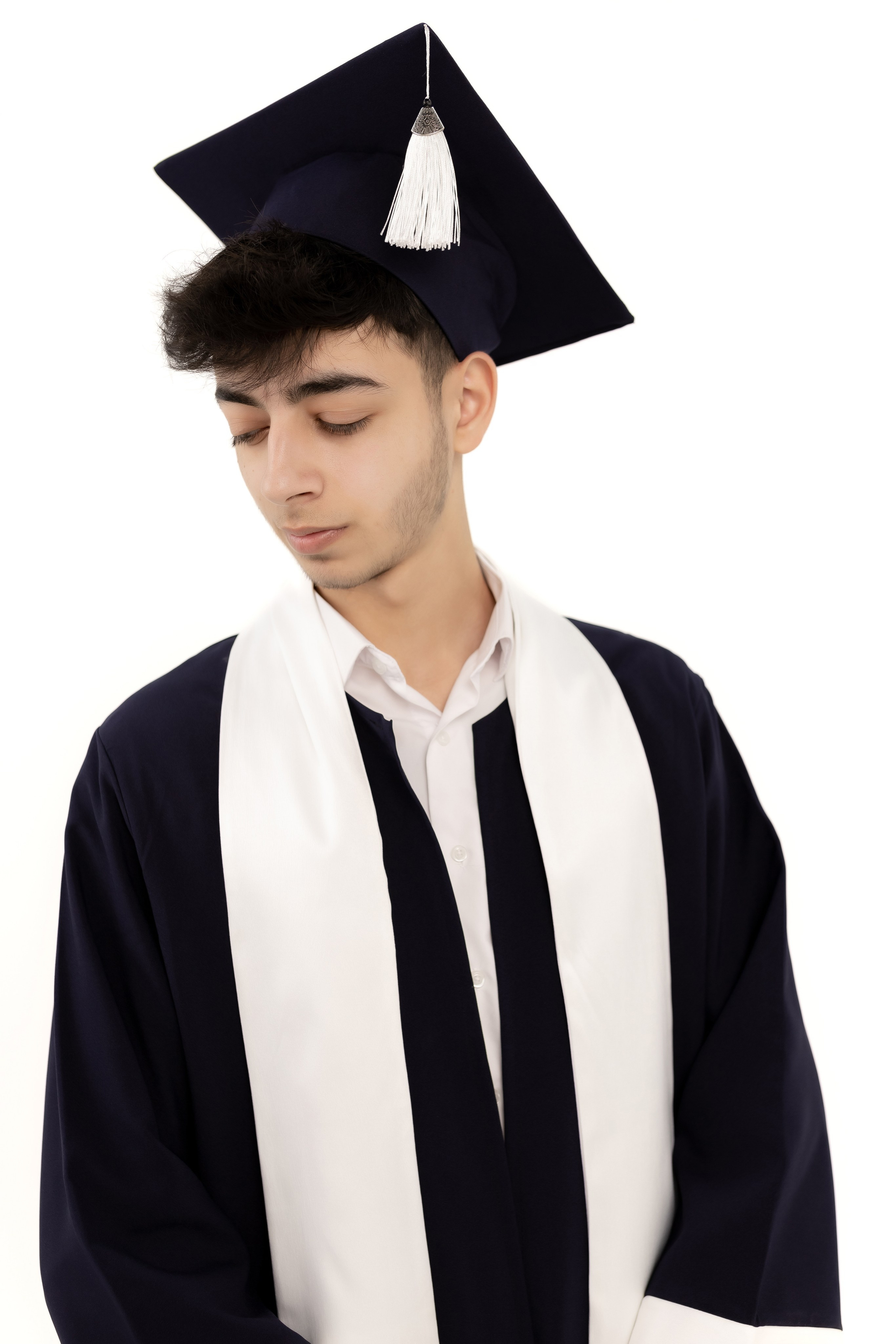 Premium mezun xalati, qara mezun geyimi, ag mezun libasi, qirmizi sarfli mezun paltari, mezun aksesuarlar, mezun papaqlari, mezun lentleri, mezun hediyyeleri, mezun fotosessiya geyimleri, mezun cekilisi ucun geyimler, mezun tedbirleri ucun aksesuarlar, mezun geyimlerinin icare ve satisi, premium mezun libaslari, mezun geyimleri online sifaris, mezun geyimleri Bakida, mezun geyimleri qiymetleri, mezun geyimleri modelleri, Mezun cekilisi, mezun fotosessiyasi, mezun cekilisi ucun geyimler, mezun mantiyasi cekilisi, mezun fotosessiya ideyalari, mezun gunu fotosessiya, mezun xatireleri, mezun papaqlari ile fotosessiya, mezun lentleri ile cekilis, ferdi mezun fotosessiyasi, qrup mezun cekilisi, mezun fotosessiya mekani, mezun ucun ideal cekilis fonlari, mezun fotosessiya aksesuarlari, mezun albomu sekilleri, mezun cekilisi poza ideyalari, universitet mezun fotosessiyasi, kollektiv mezun fotosessiyasi, mezun xalatlari ile cekilis, mezun mantiyasi fotosessiyasi, mezun geyimleri ile professional cekilis, mezun tebrik fotosessiyasi, en yeni mezun cekilis trendləri, mezun fotosessiya xidmetleri, premium mezun cekilisi, mezun cekilisi ucun dekorlar, mezun fotosessiyasi aksesuarlar, mezun gunu en gozel fotolar, mezun cekilisi fotostudiya, bakida mezun fotosessiyasi, xaricde mezun cekilisi, mezun gunune ozel cekilis,Məzun mantiyaları, eksklüziv məzun geyimləri, ağ və qara məzun libasları, məzun üçün xüsusi şarf modelləri, məzun papağı və aksesuarları, fərdi dizayn məzun geyimləri, məzun tədbiri üçün ən yaxşı seçimlər, məzun fotosessiyası üçün ideal libaslar, məzun mərasimi geyimləri, keyfiyyətli məzun mantiyası, rahat və şık məzun geyimləri, məzun üçün lent və tac modelləri, məzun simvolik medalları, icarəyə verilən məzun libasları, məzun geyimlərinin sərfəli qiymətləri, onlayn məzun geyimi sifarişi, məzun paltarı mağazası, dəbli məzun geyimləri, premium məzun mantiyalarının satışı, universitet məzunları üçün mantiyalar, kollektiv məzun geyimləri, məktəb məzunları üçün geyimlər, diplom mərasimi üçün geyimlər, fərqli rəngdə məzun libasları, ən yeni məzun geyimləri, rahat və premium məzun geyimi seçimləri, Bakıda məzun geyimi mağazası, məzun üçün ən yaxşı libaslar