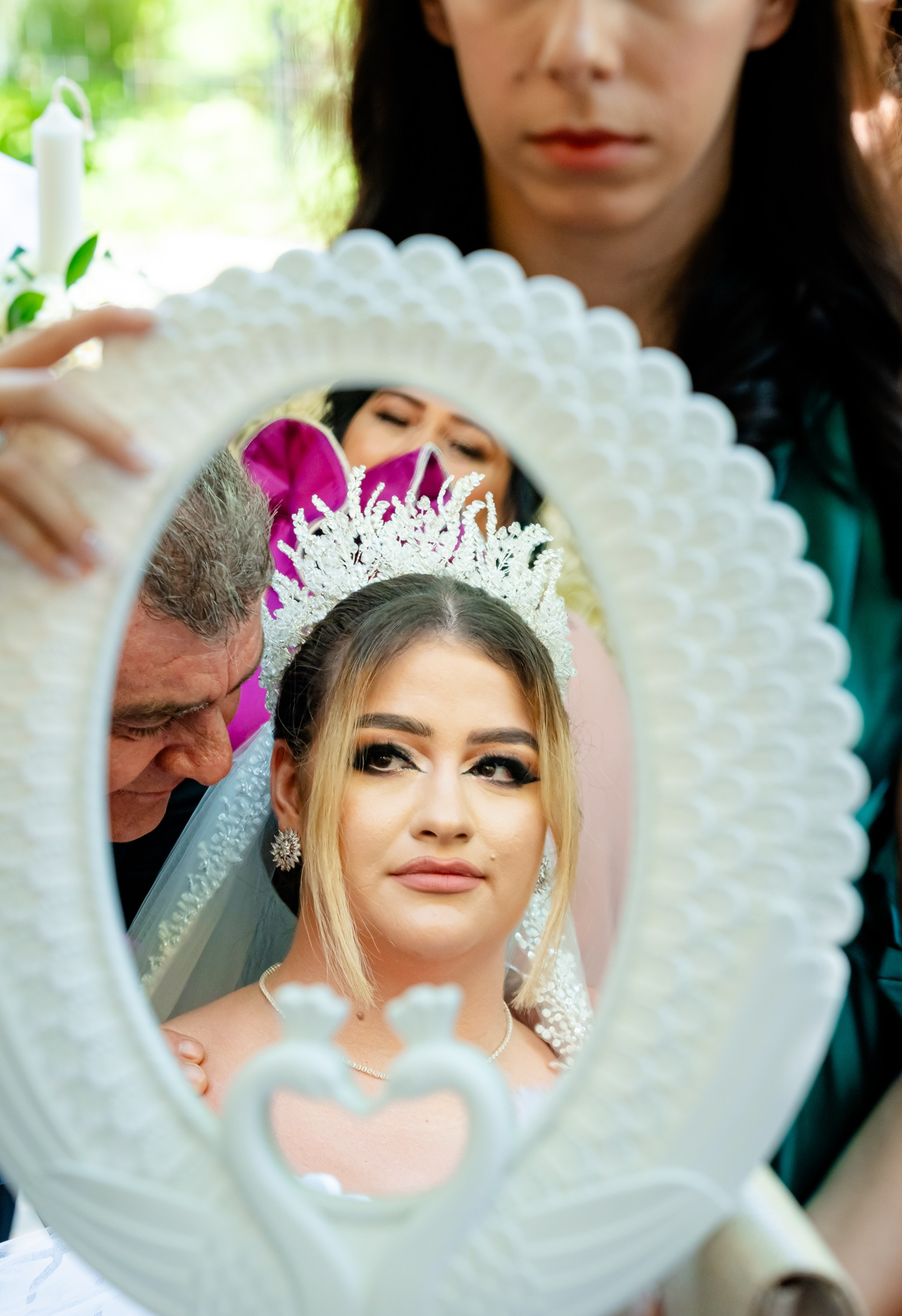 Flori & Mihai. Foto Studio — Fotograf de evenimente, nunti, botezuri, portrete