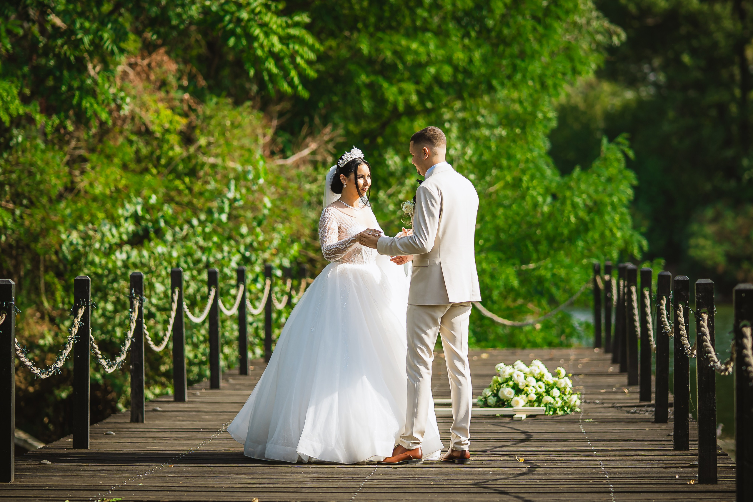 Bella & Adi. Foto Studio — Fotograf de evenimente, nunti, botezuri, portrete