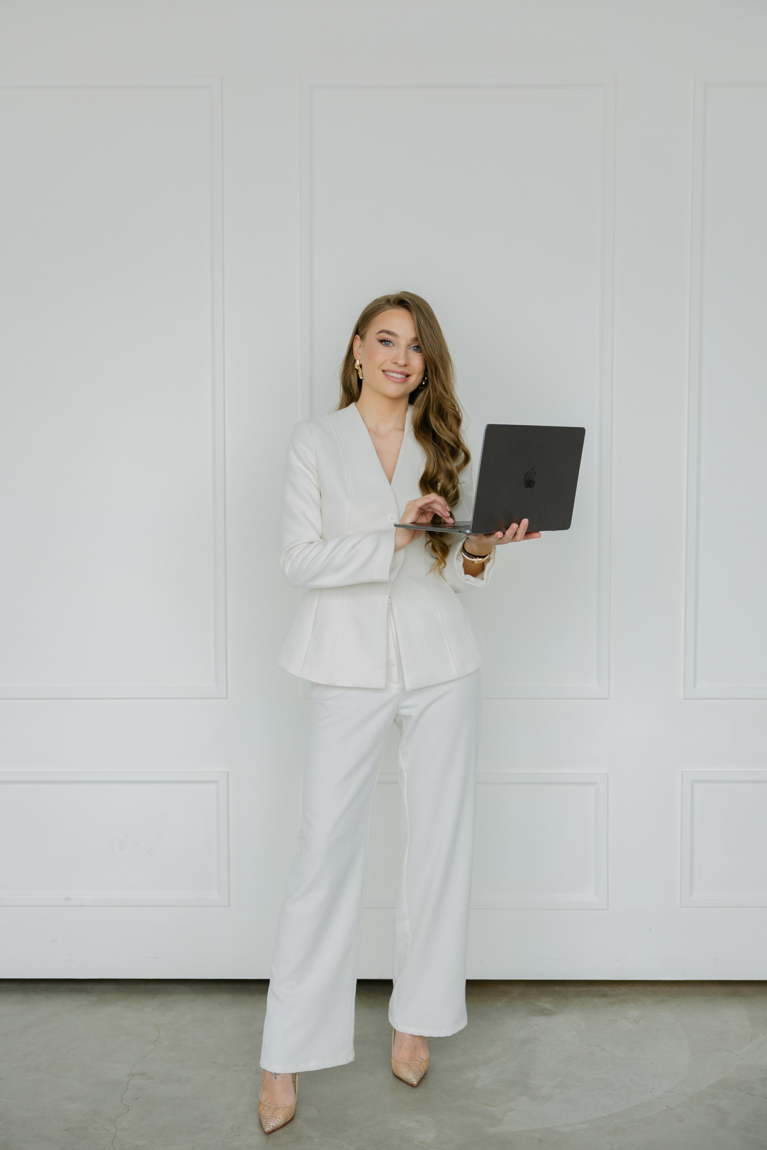 Aesthetic Specialist. Home