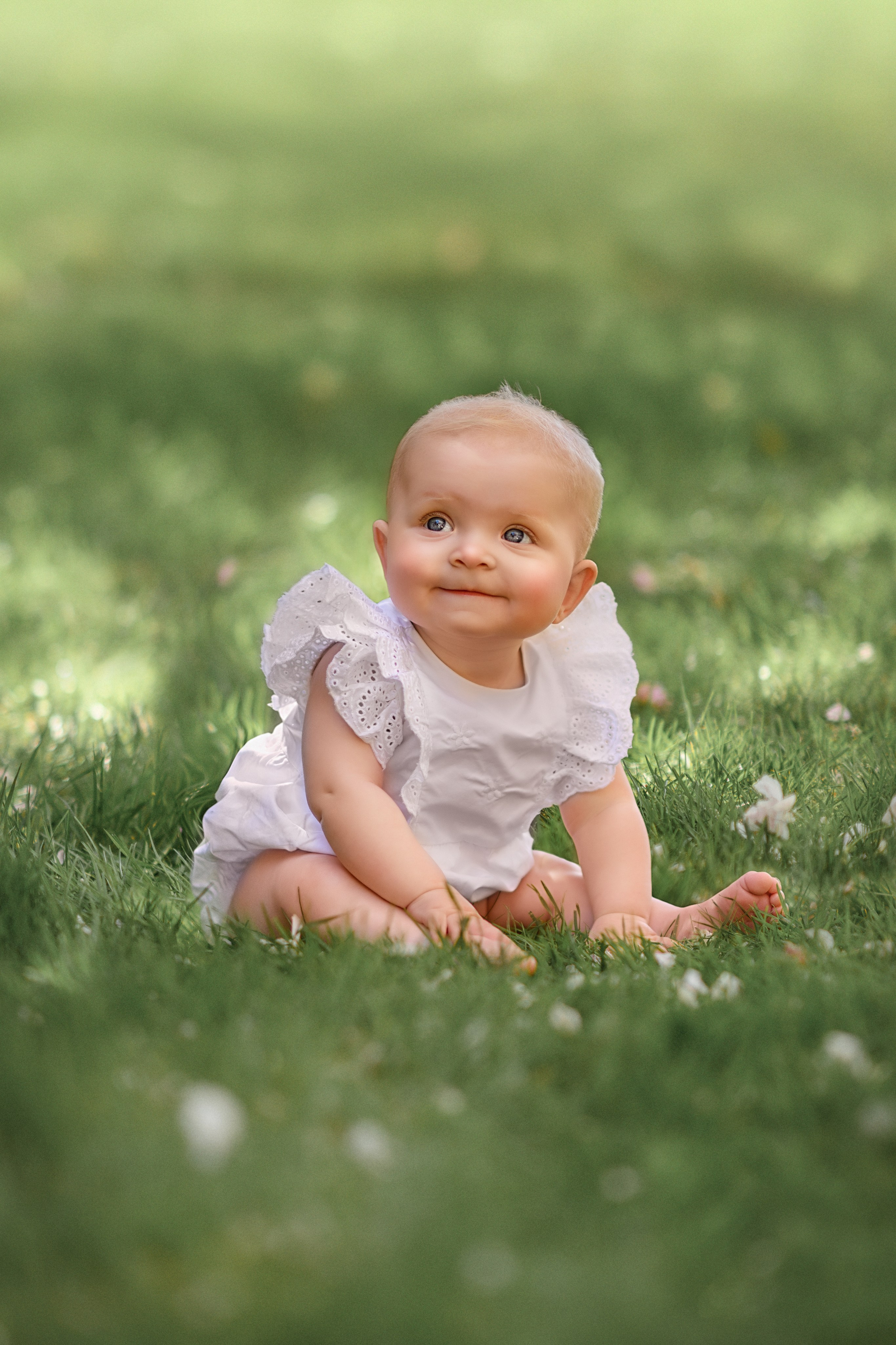 Vika and her family. Wedding & family photography in Seattle area. Helen Michelle photographer