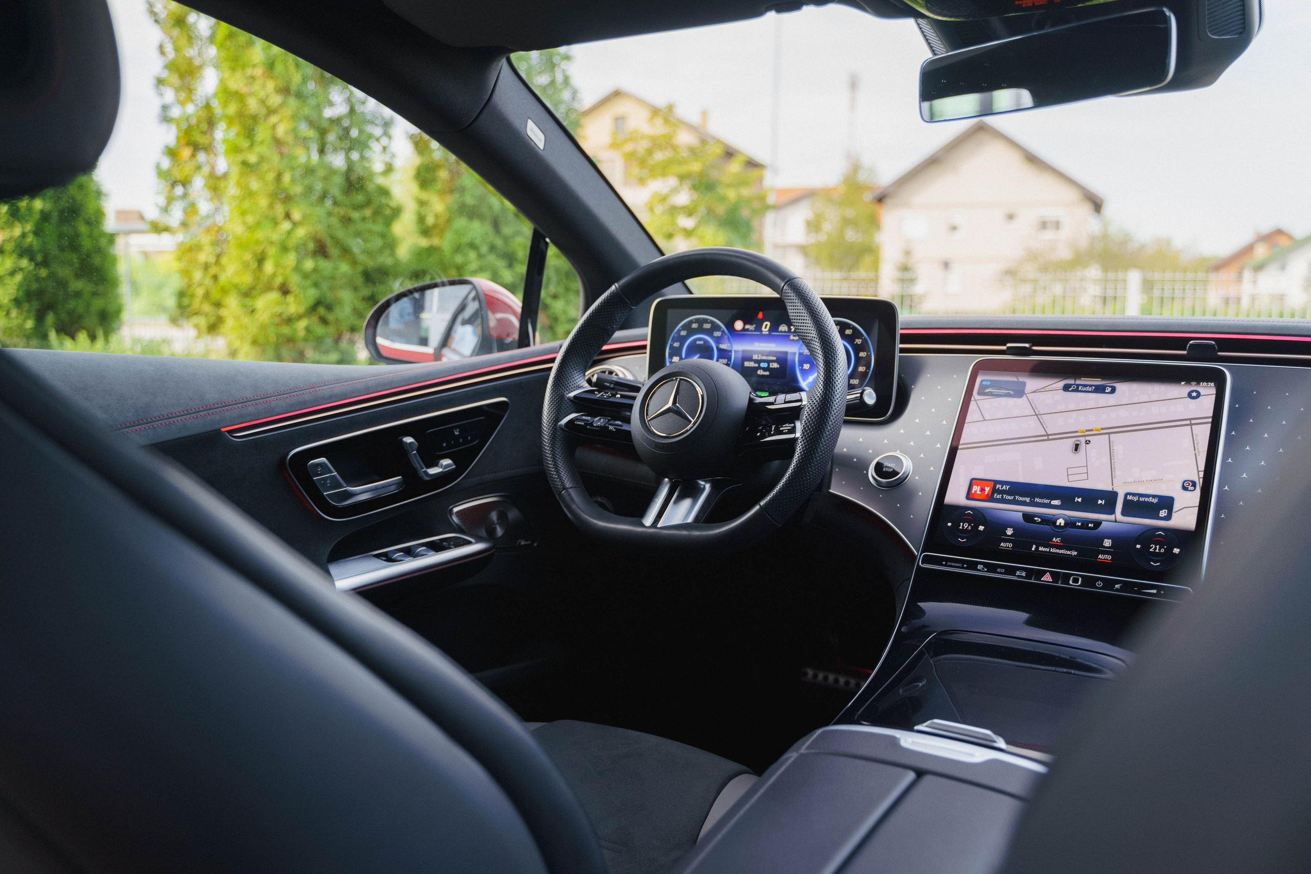 Auto kuca Mikom EV event. Жуков Студио