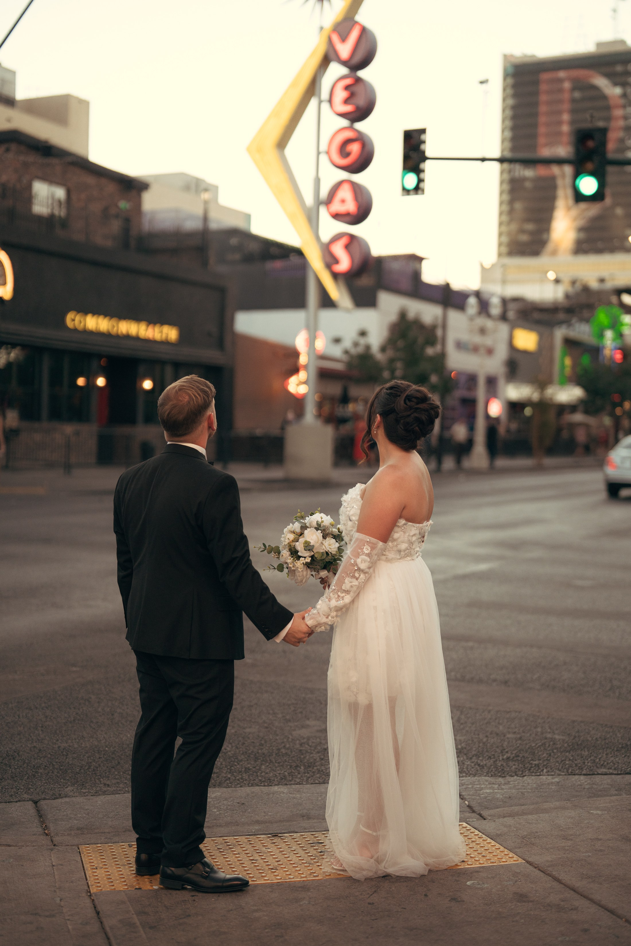 Charlie&Dan. Wedding & elopement photographer Viktoriya Kravtsov. Las Vegas