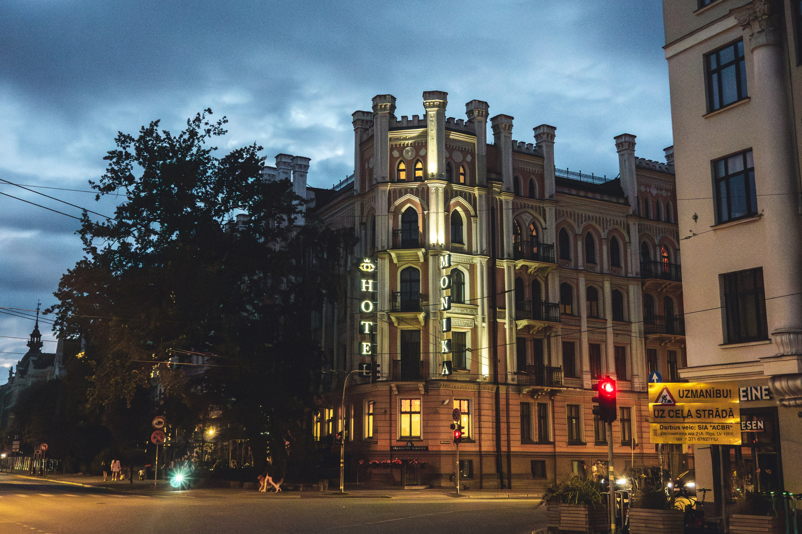 Voyage à Riga. Photographe sur Cote d’Azur. Portraits de familles, couples, enfants, événements