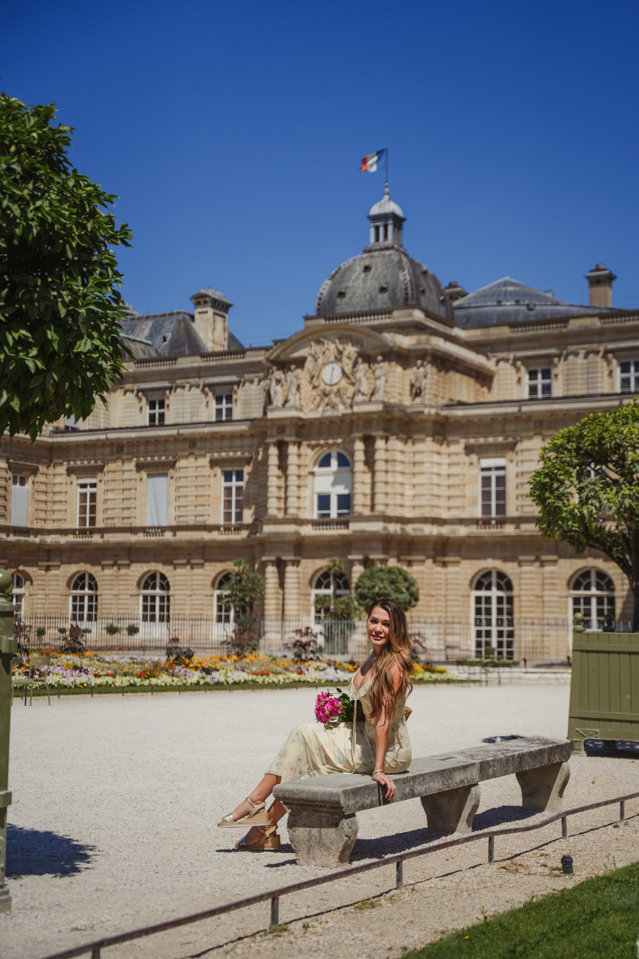 Philippa (2.5 hours). Photographer in Paris|Solo and groups, portraits & content, couples photo-shoot in Paris at the best locations